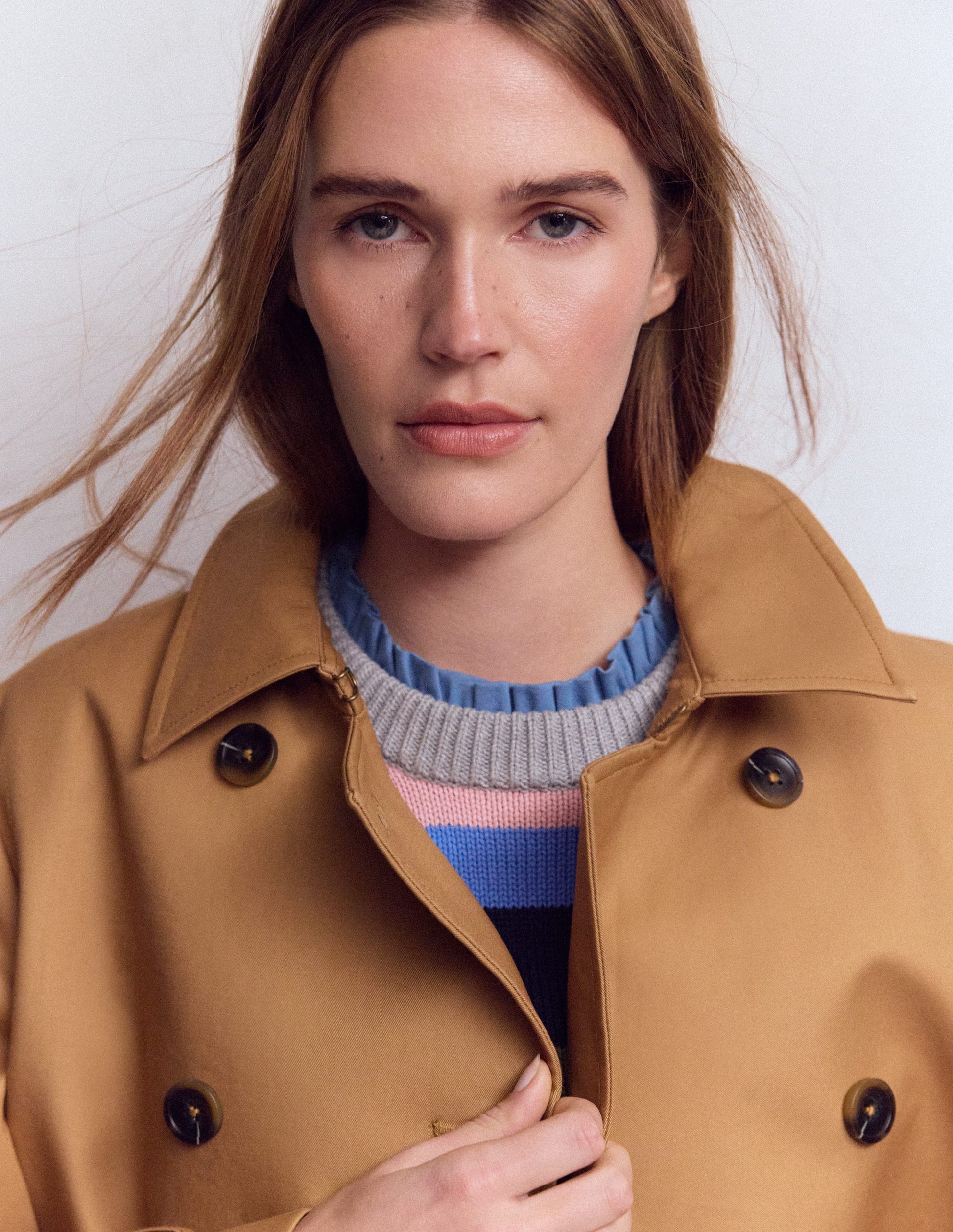 Superweiches T-Shirt mit Rüschendetail-Kapitänsblau-6