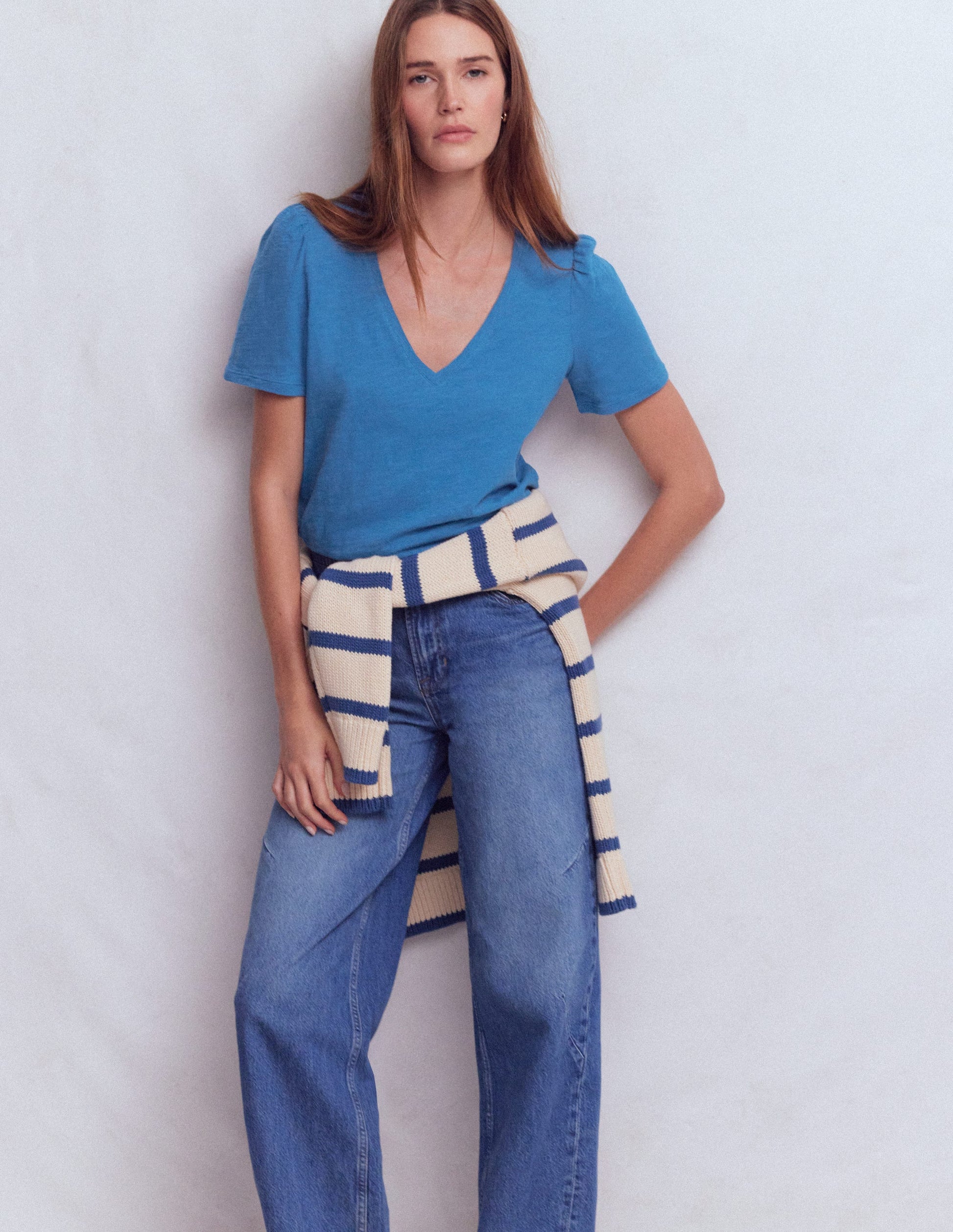 Flammgarn-T-Shirt mit V-Ausschnitt-Vallarta Blue-1