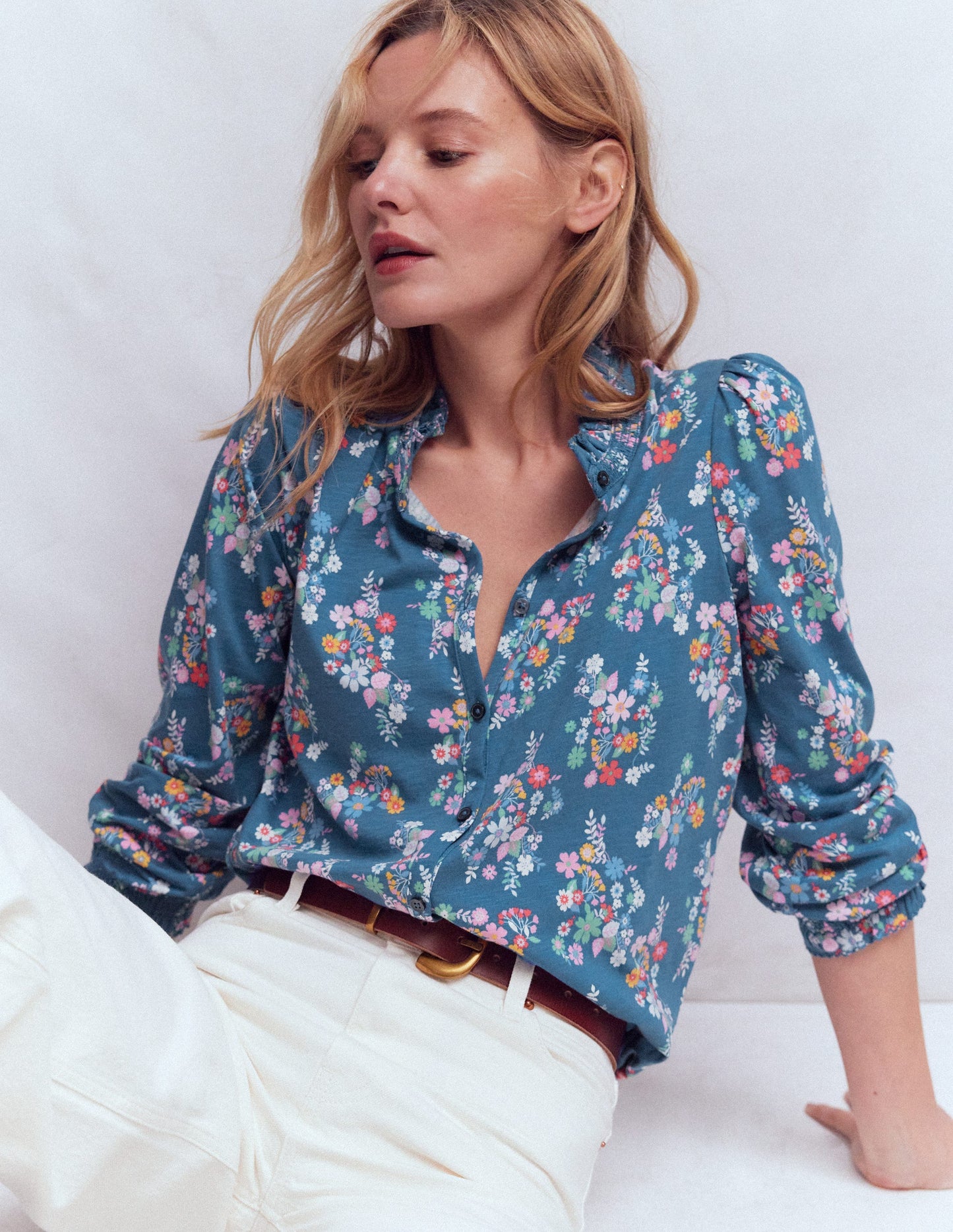 Effie Hemd mit gesmokten Details-Blau, Blüten-Cluster
