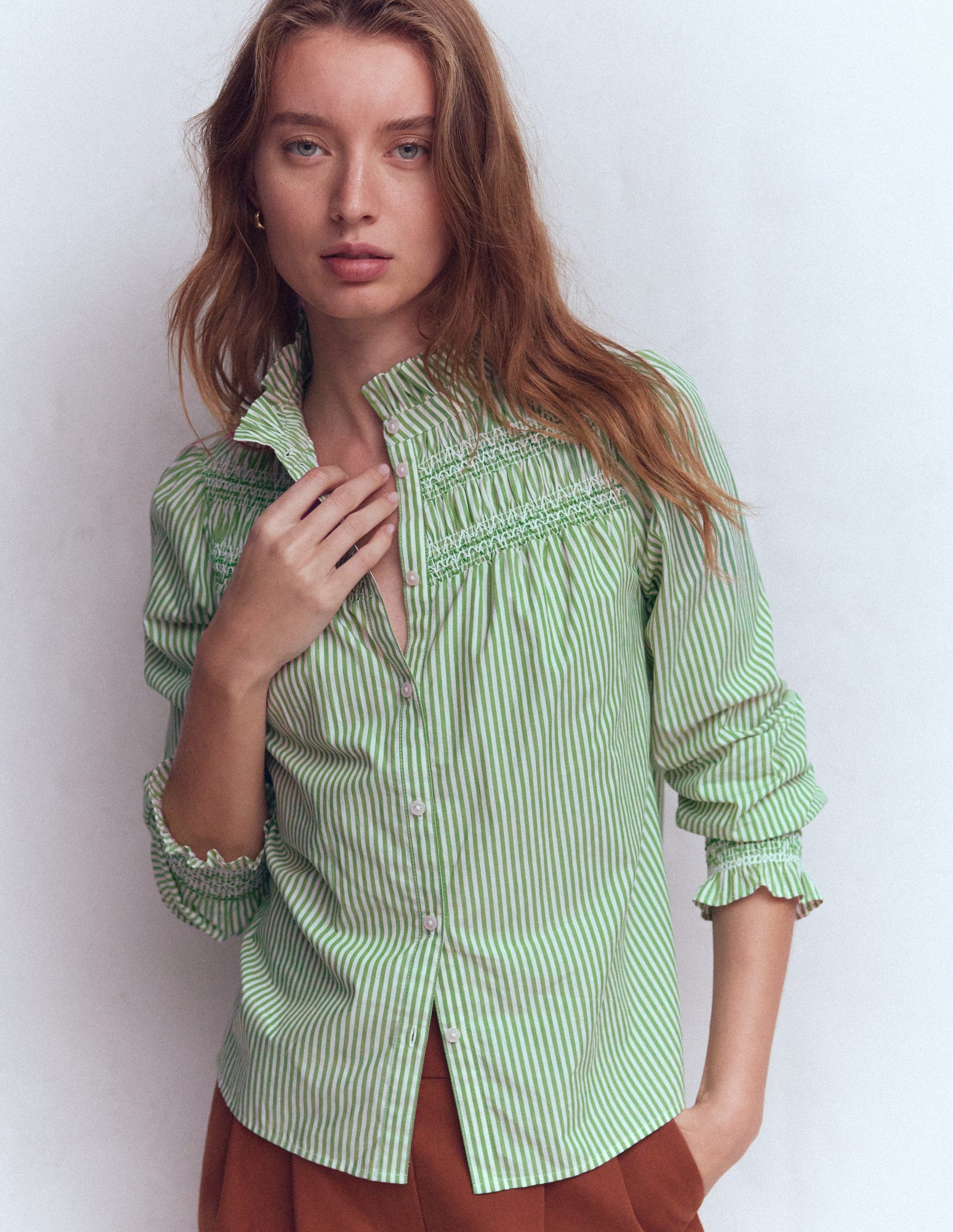 Top Esme à smocks et volants-Vert des Highlands, rayé ivoire-5