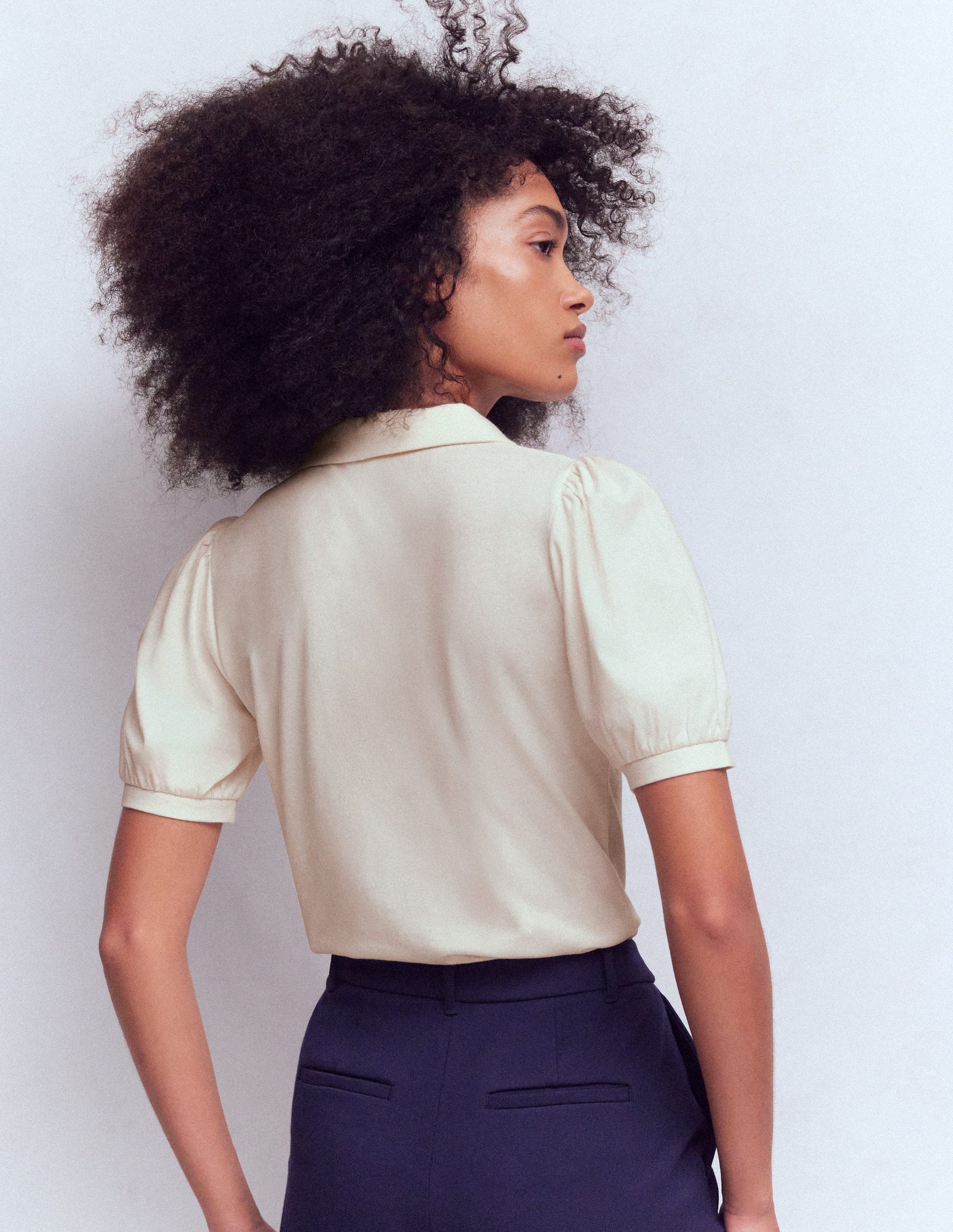 Top à manches courtes et col zippé-Ivoire-3