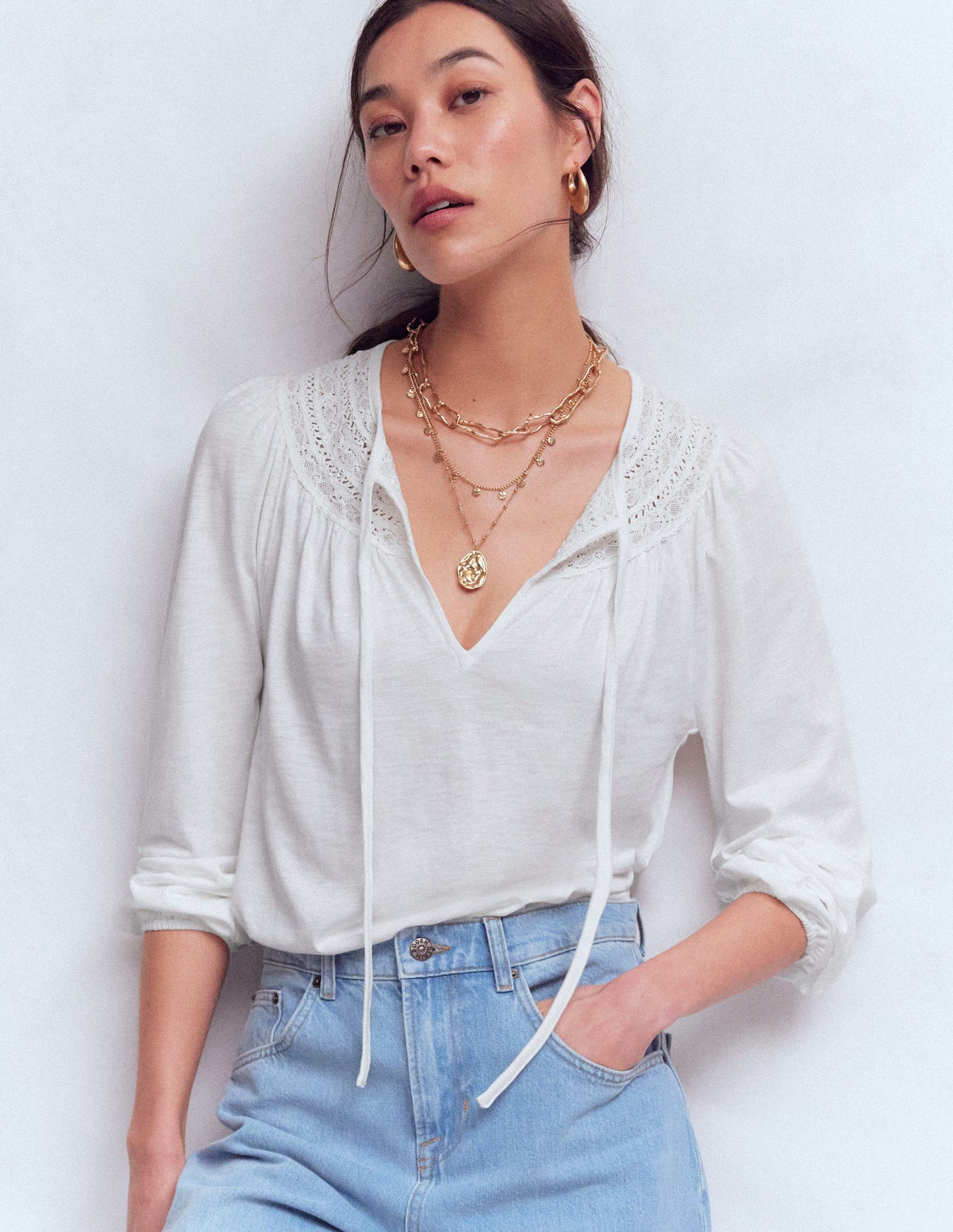 Edi Oberteil mit Besatz-Weiß