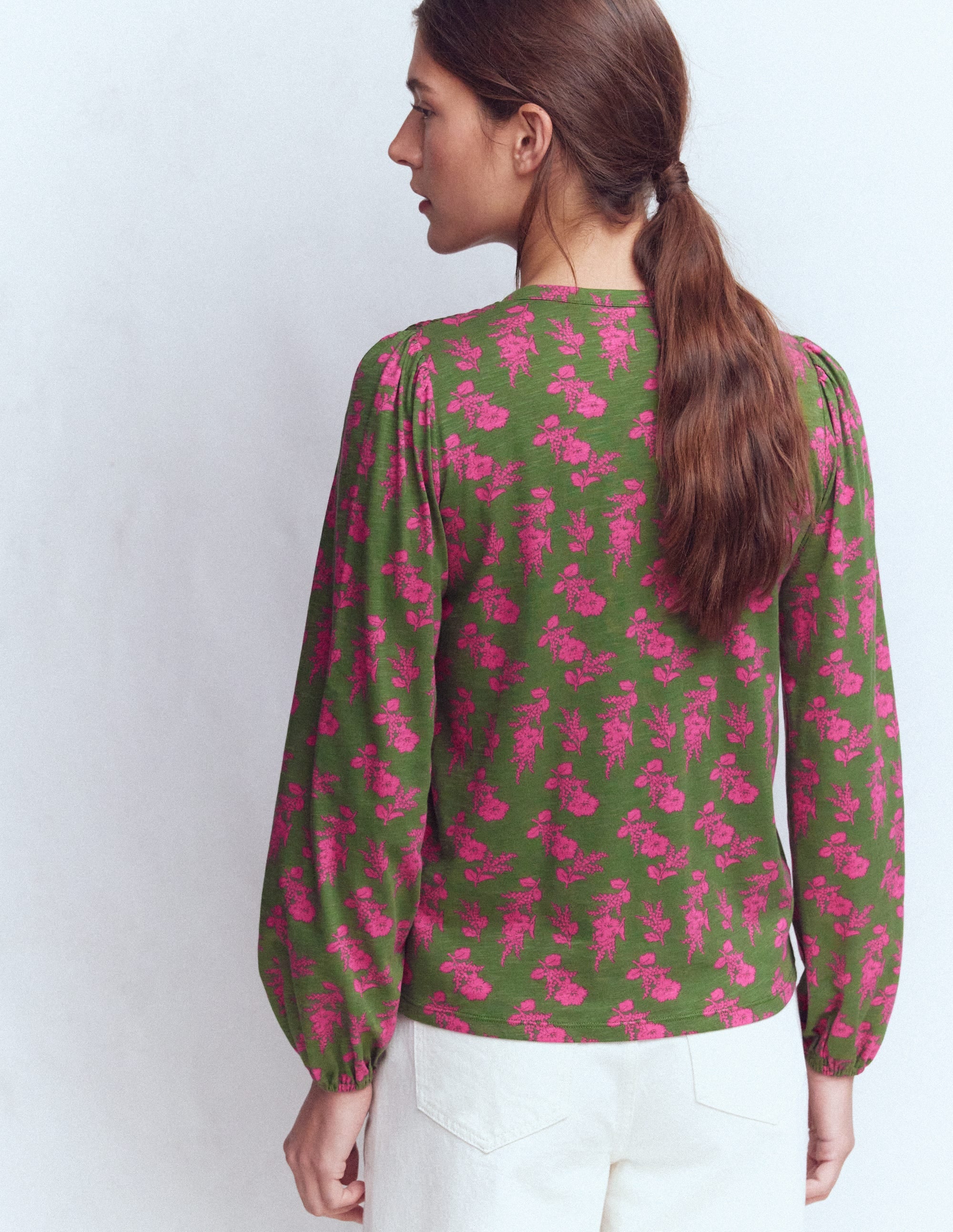 Chemise Mya smockée en jersey-Motif Blossomy Sprig - Image 3