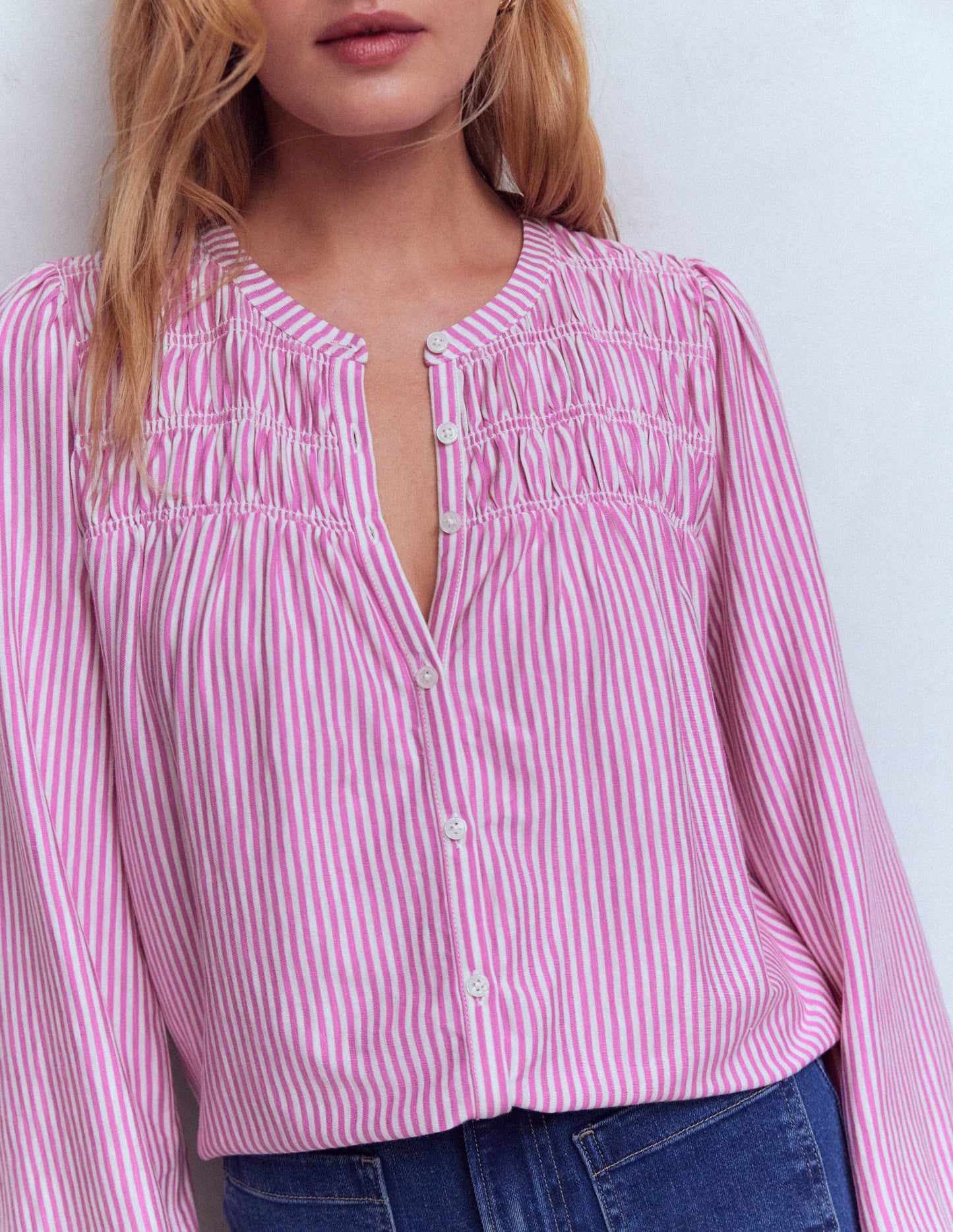 Mya Gesmoktes Jerseyhemd-Rotklee-Rosa und Naturweiß Streifen