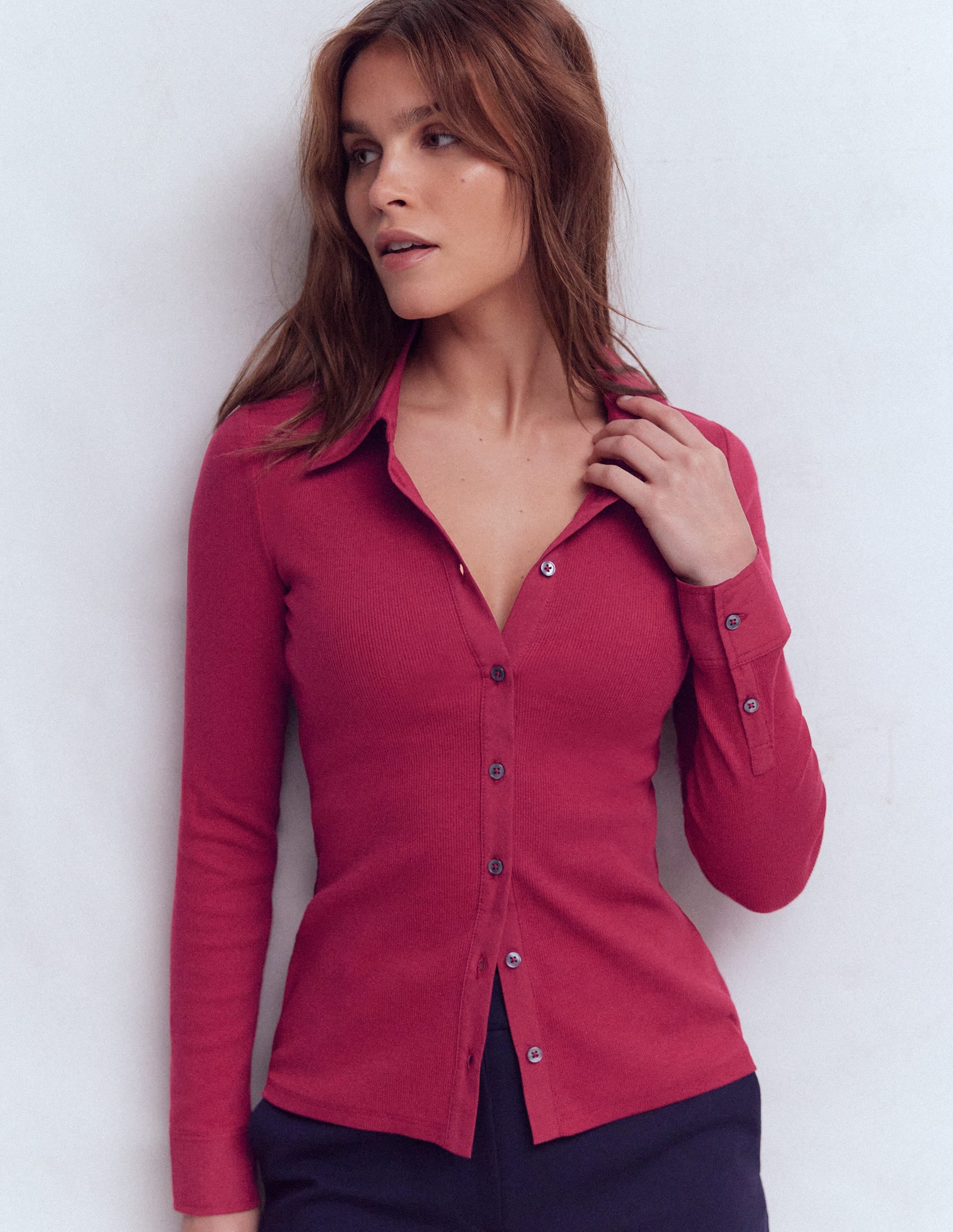 Top boutonné à col-Rouge rubis - Image 4