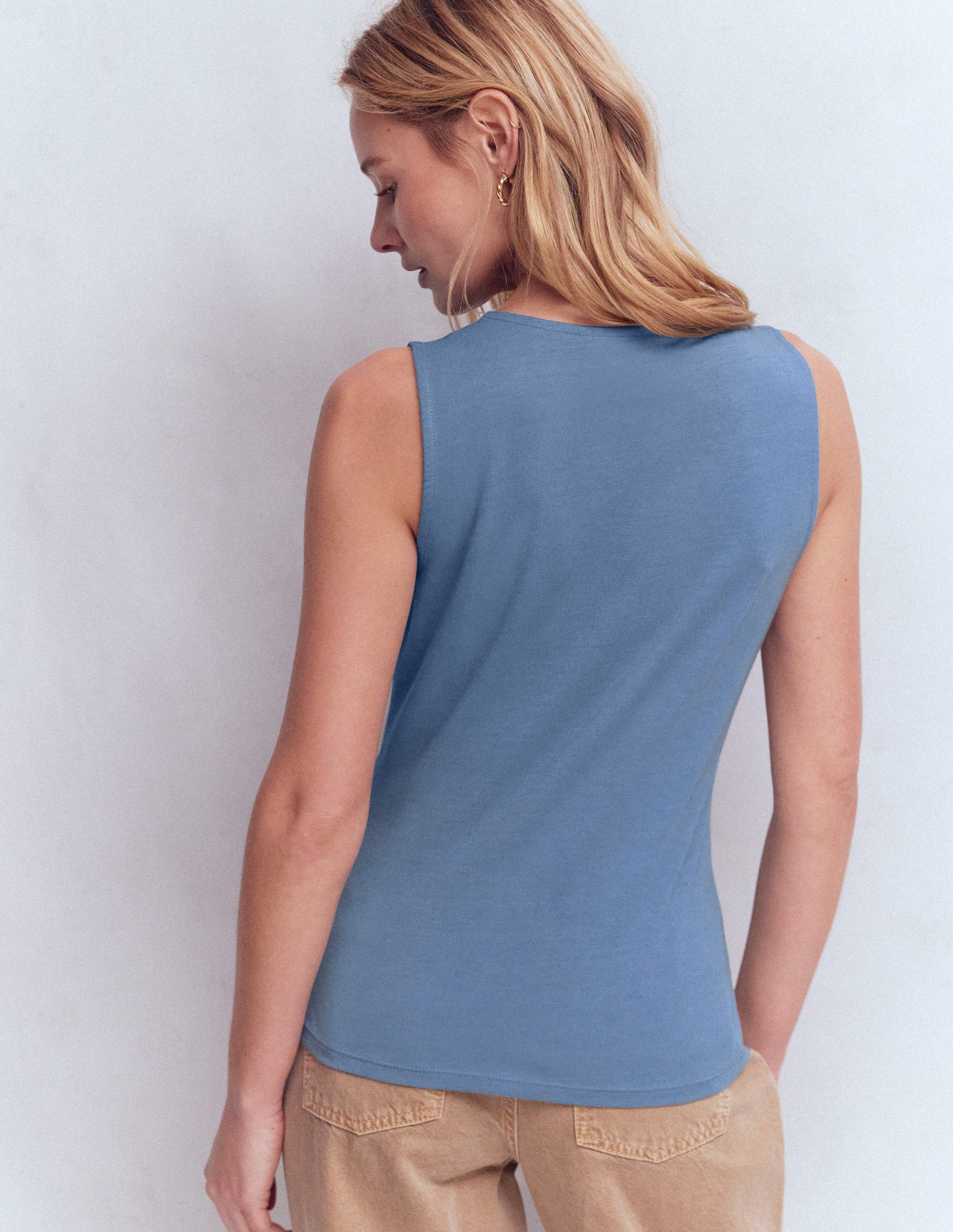 Flora Superweiches Top mit Spitzenbesatz-Kapitänsblau-2