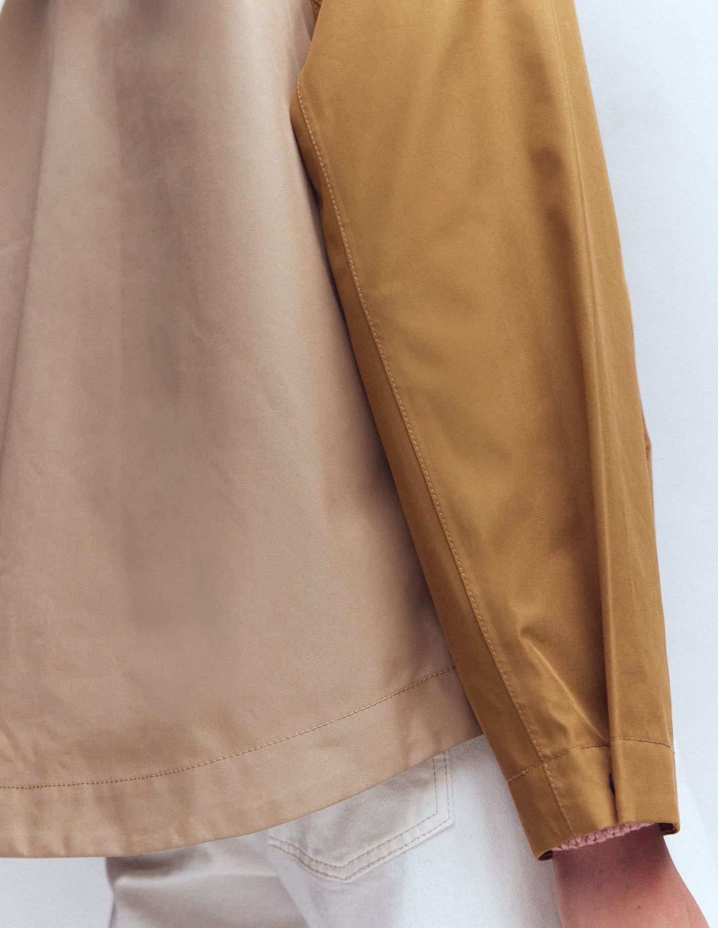 Leichter Regenmantel-Beige