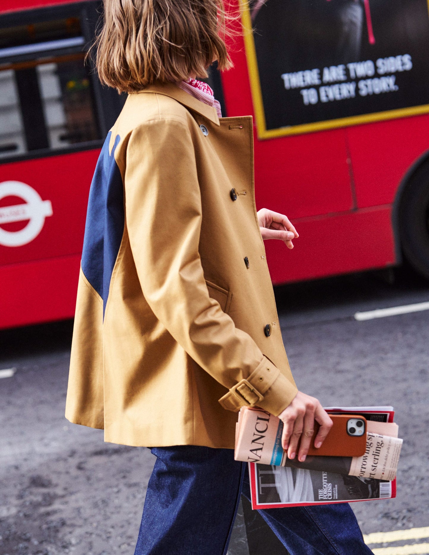 Ausgestellter Trenchcoat mit Herz-Bunt, Stroh