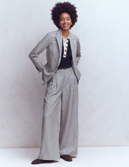 Woodbridge Relaxed Blazer-Blue and Ivory Stripe-6