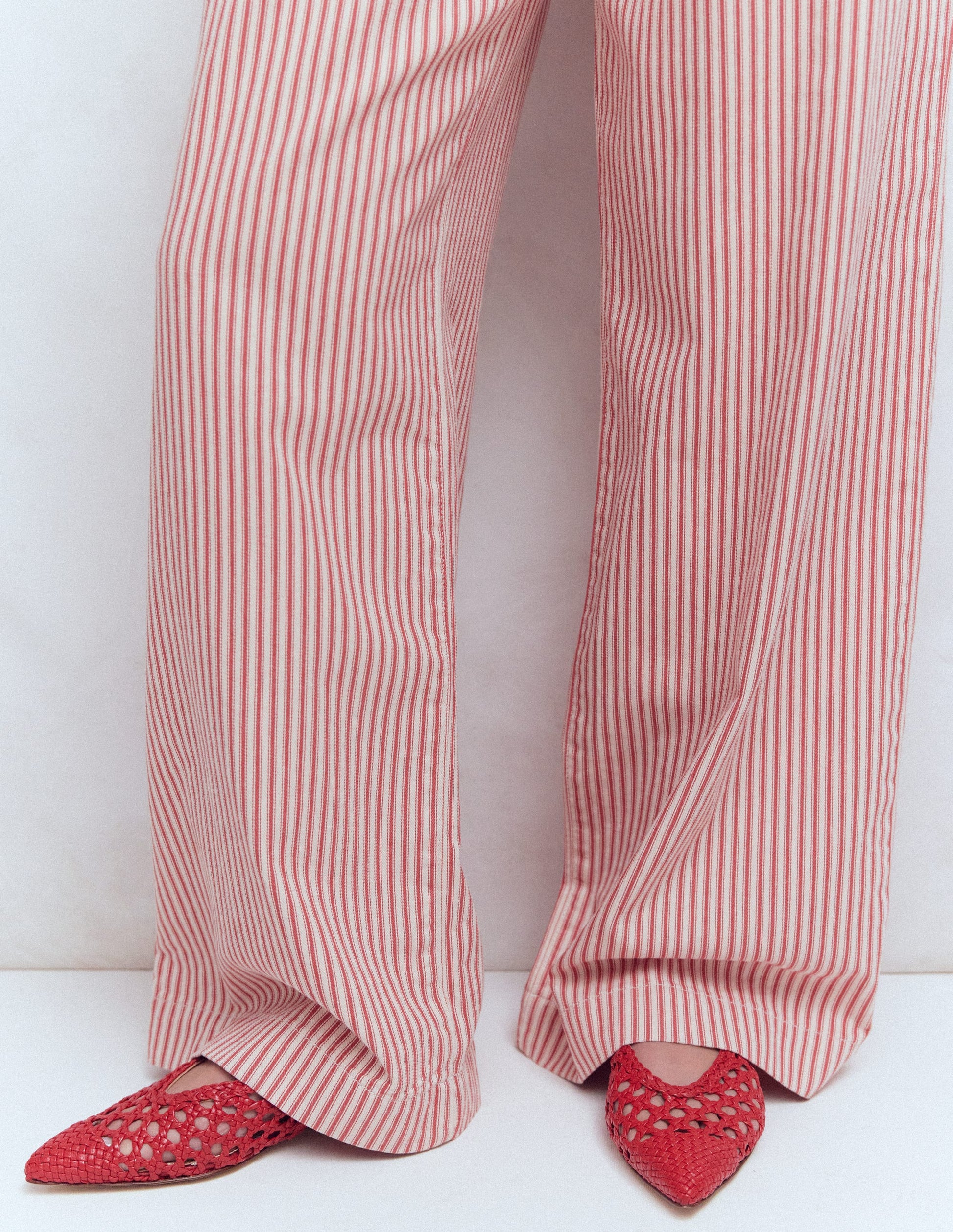 Hochgeschnittene, flache Schuhe mit spitzem Zehenbereich-Rot Geflochten-2