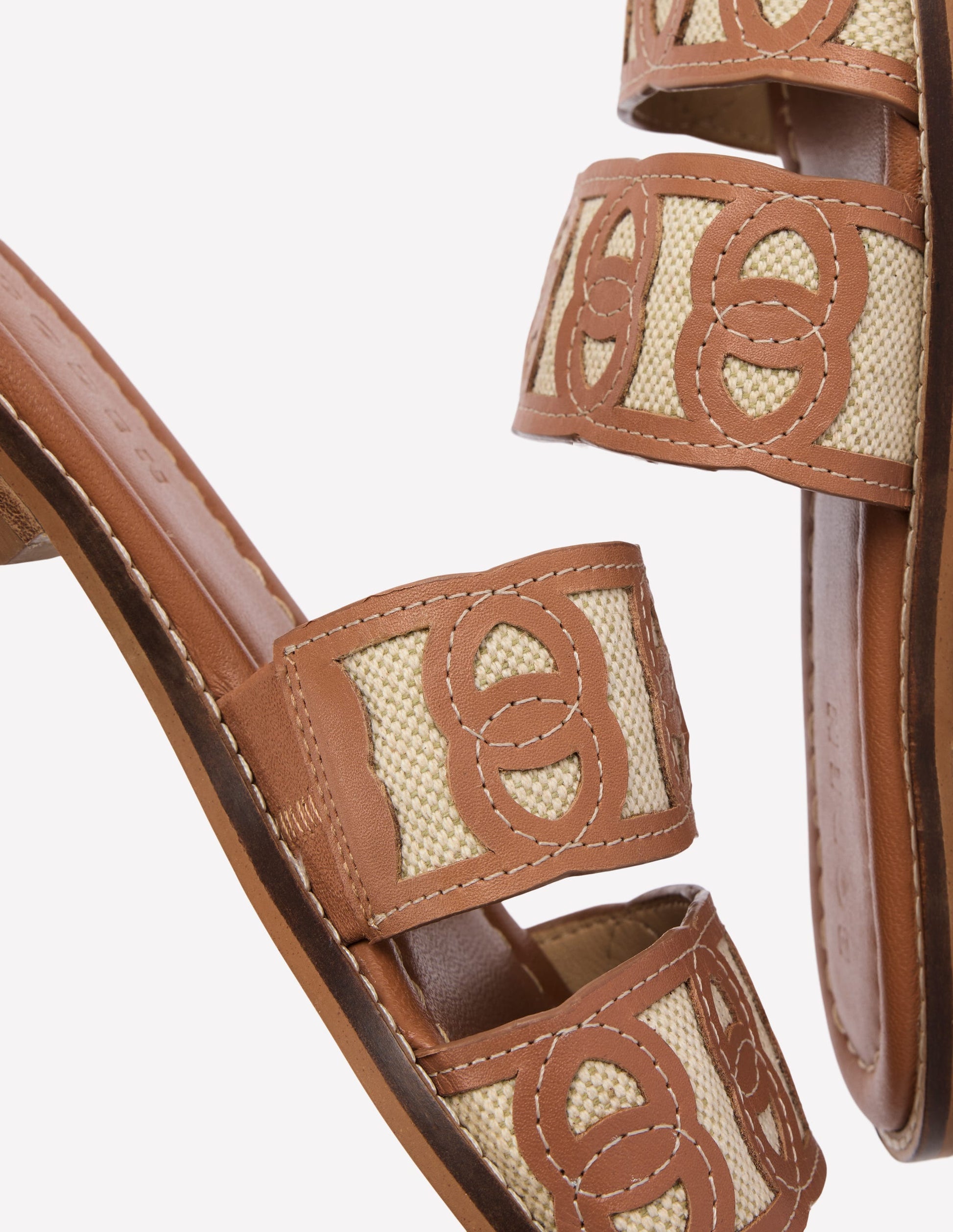 Flache Sandalen mit verschlungenem Design-Hellbraun-4