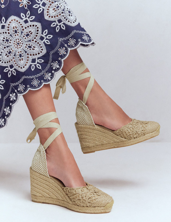 Cassie Espadrilles mit hohem Keilabsatz-Naturbelassen