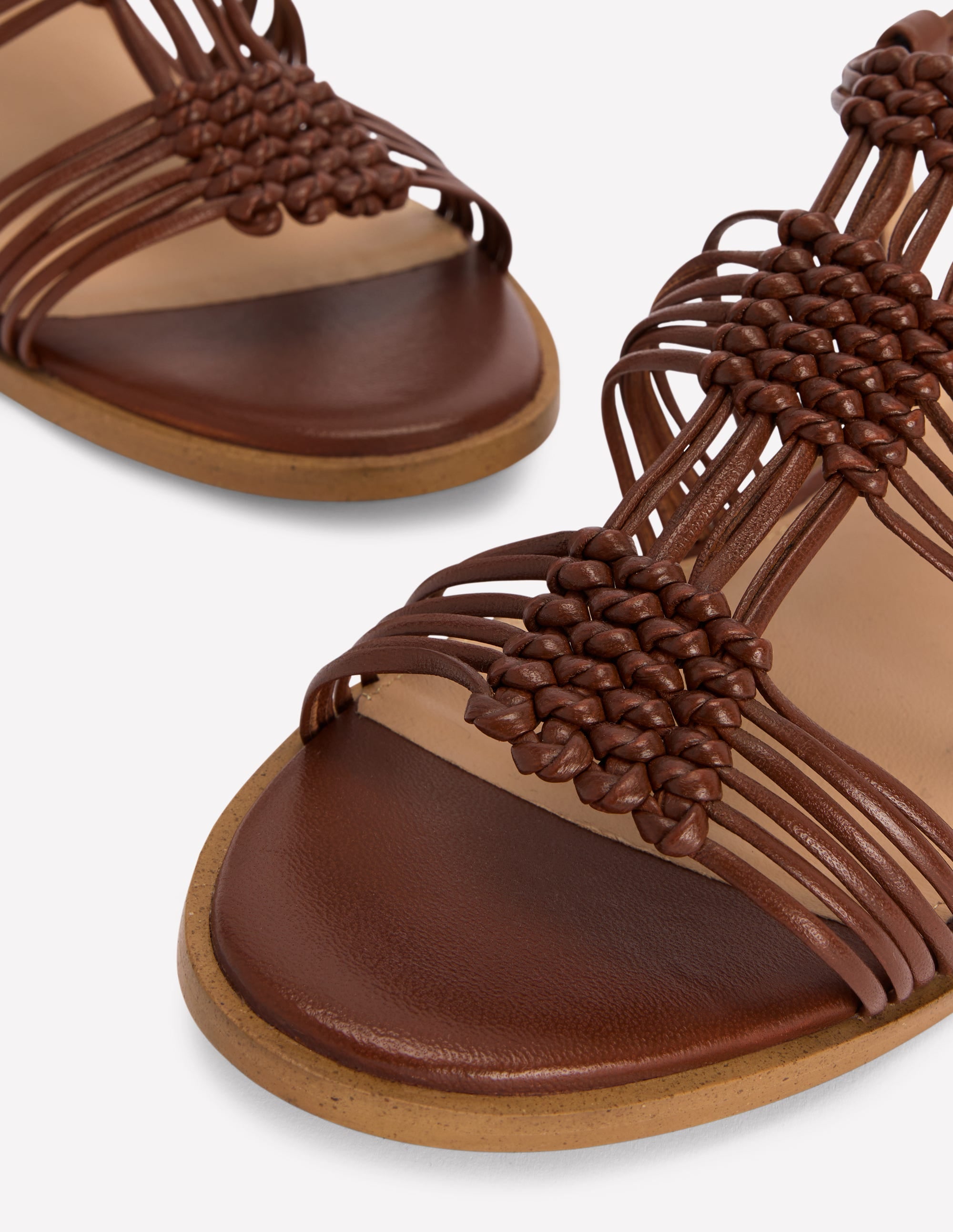 Sandalen mit Knoten und mehreren Riemen-Hellbraun - Image 4