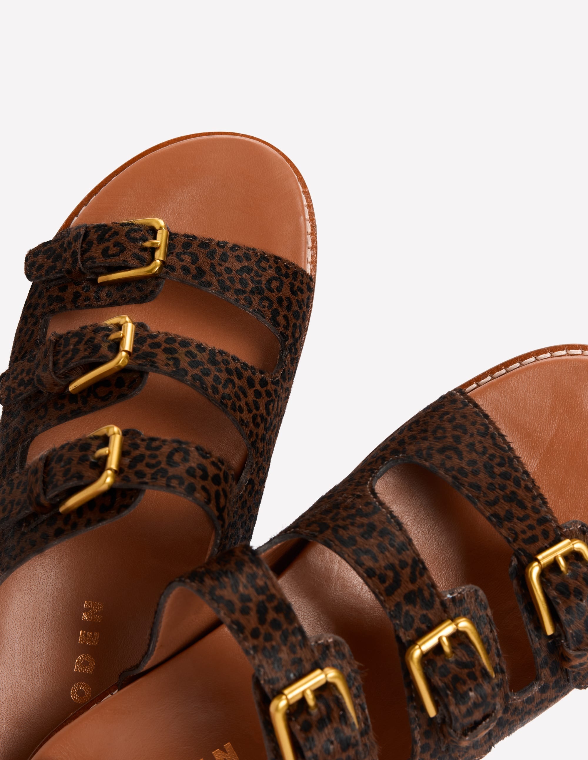 Sandalen mit drei Riemen und Fußbett-Mohair, Leopardenmuster - Image 6