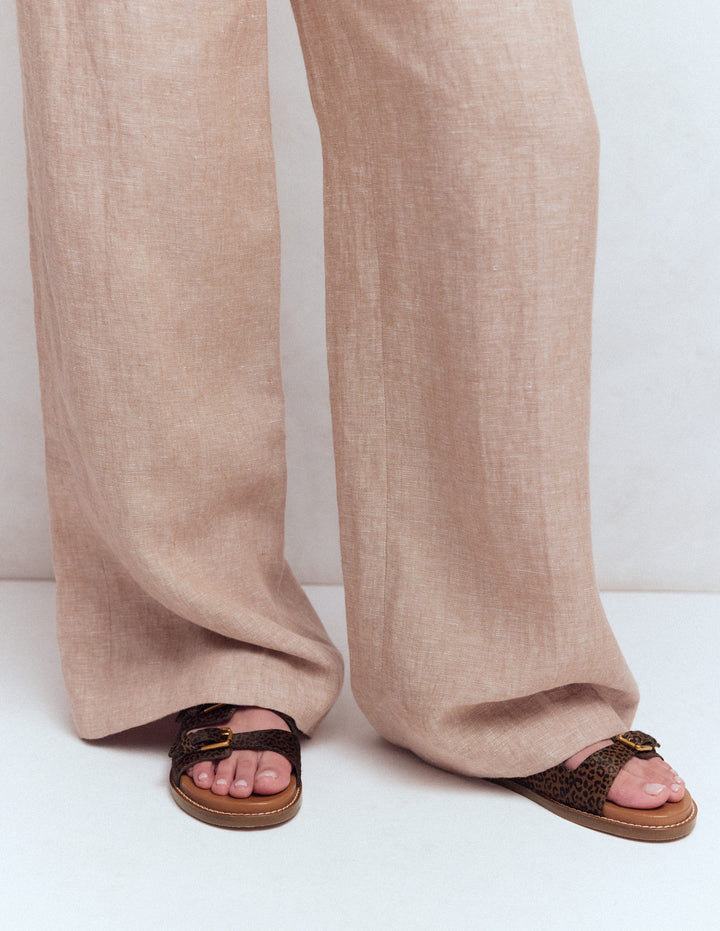 Sandalen mit drei Riemen und Fußbett-Mohair, Leopardenmuster