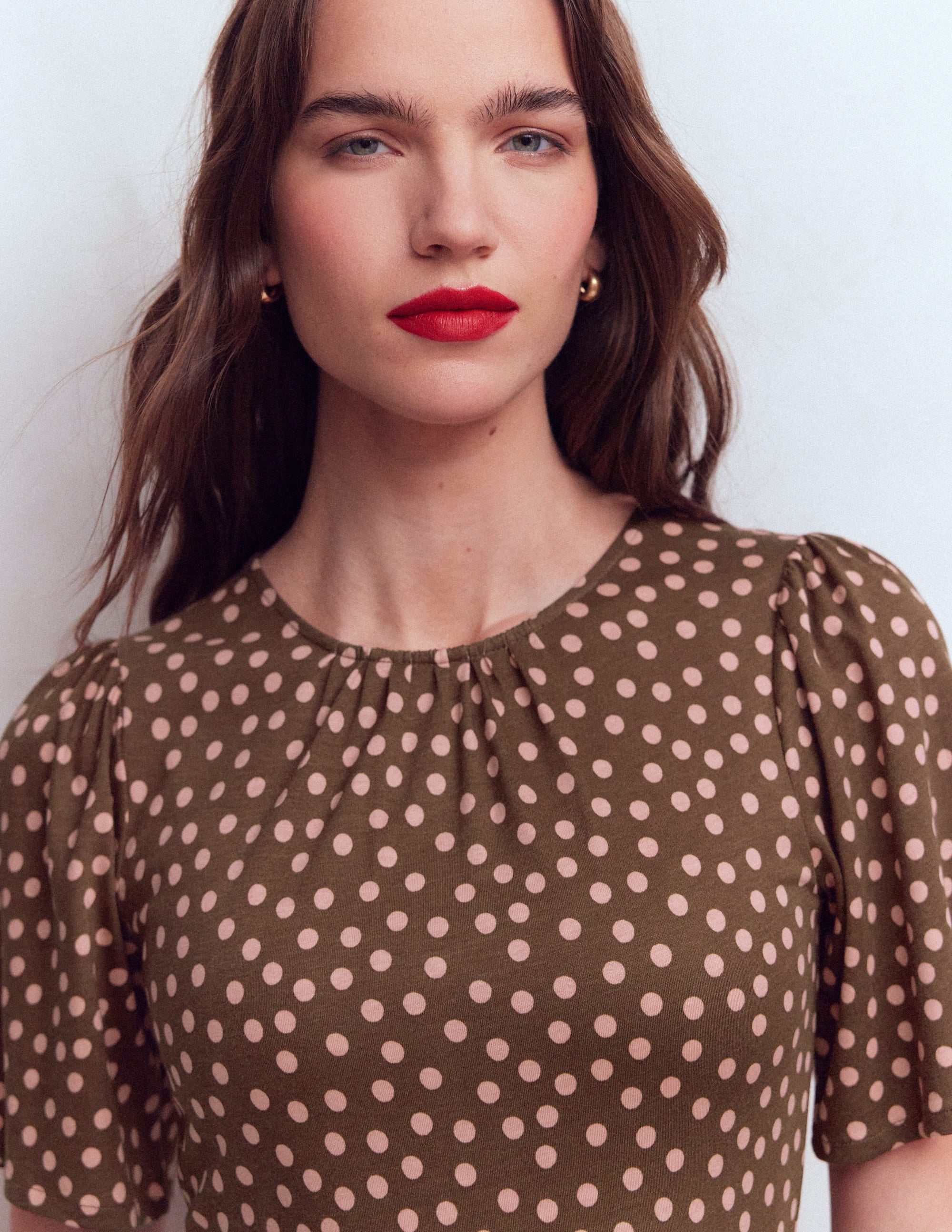 Louisa Kurzes Jerseykleid-Umbra, Gemalte Tupfen - Image 2