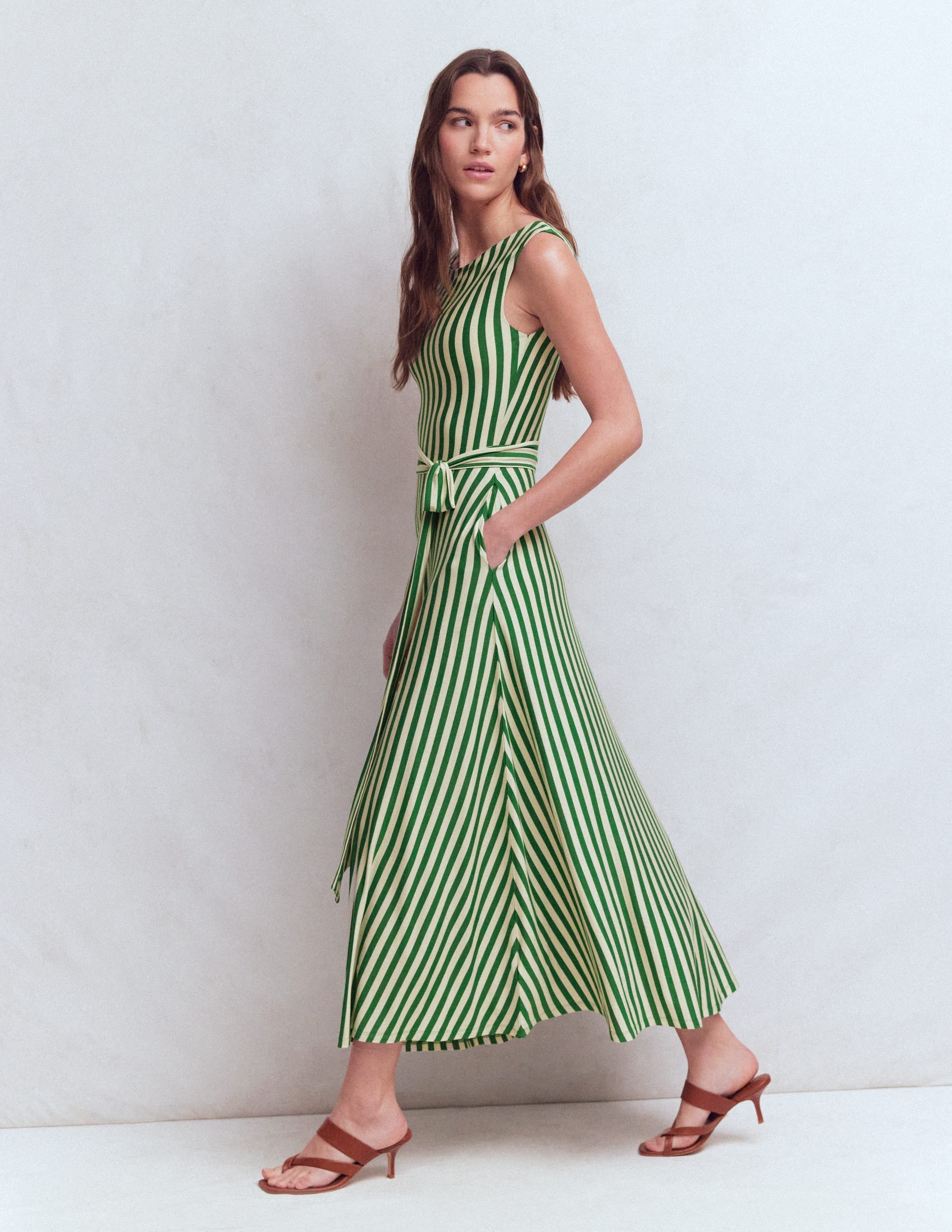 Tamsin Jersey-Midikleid-Frisches Grün und Naturweiß Streifen - Image 1