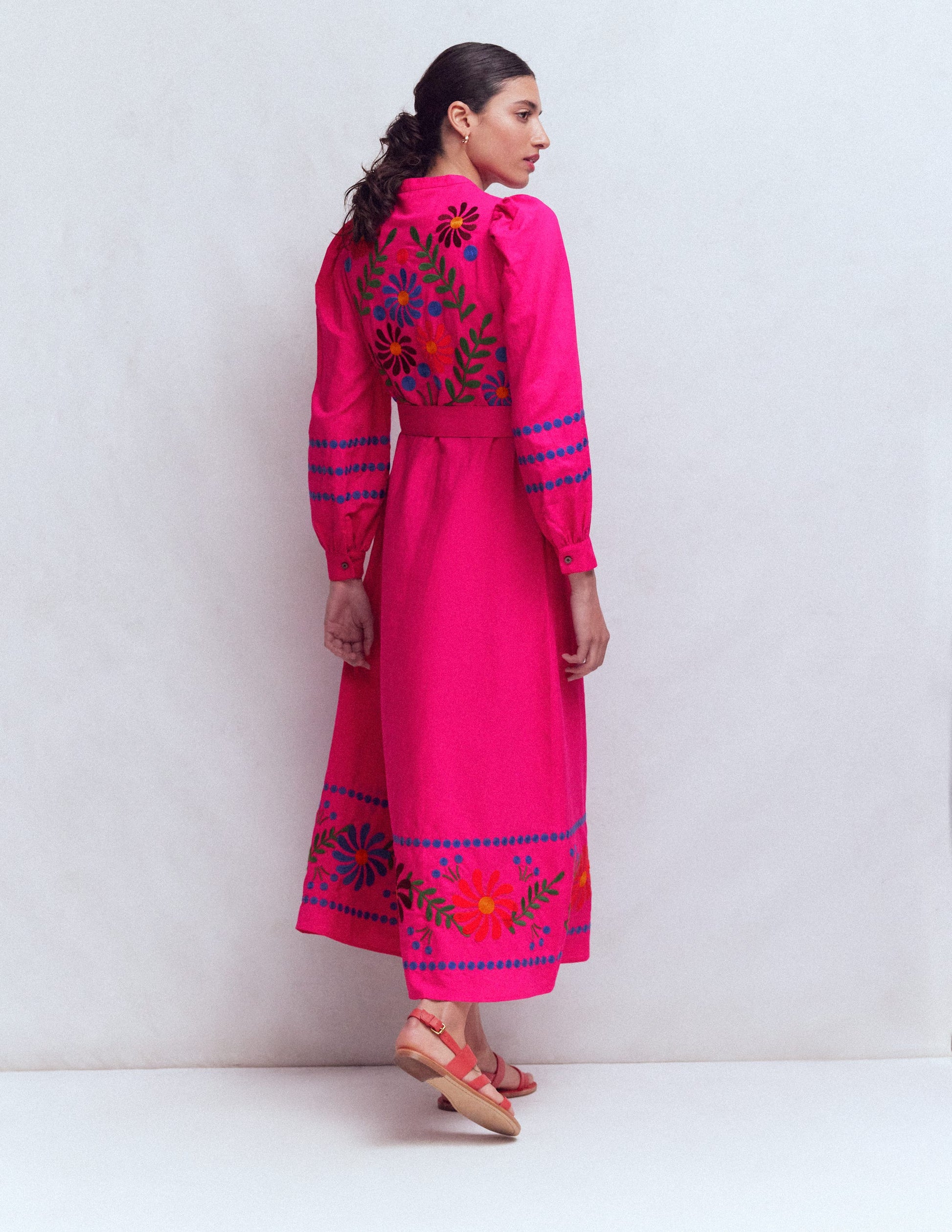 Ava Midikleid aus Leinenmischgewebe-Bunt Stickerei-4