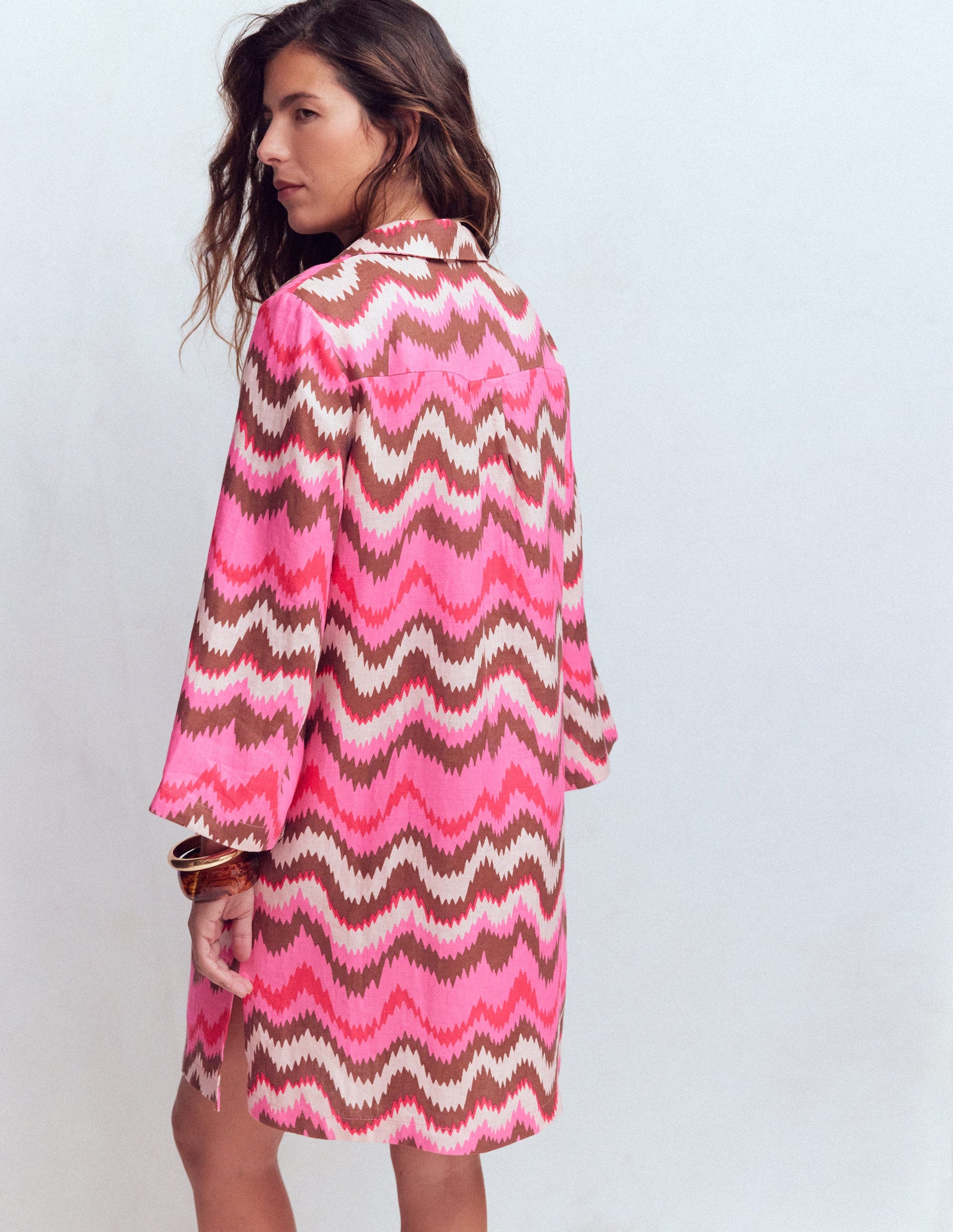 Robe courte Carmen en lin-Rose, motif Zig Zag Wave-3