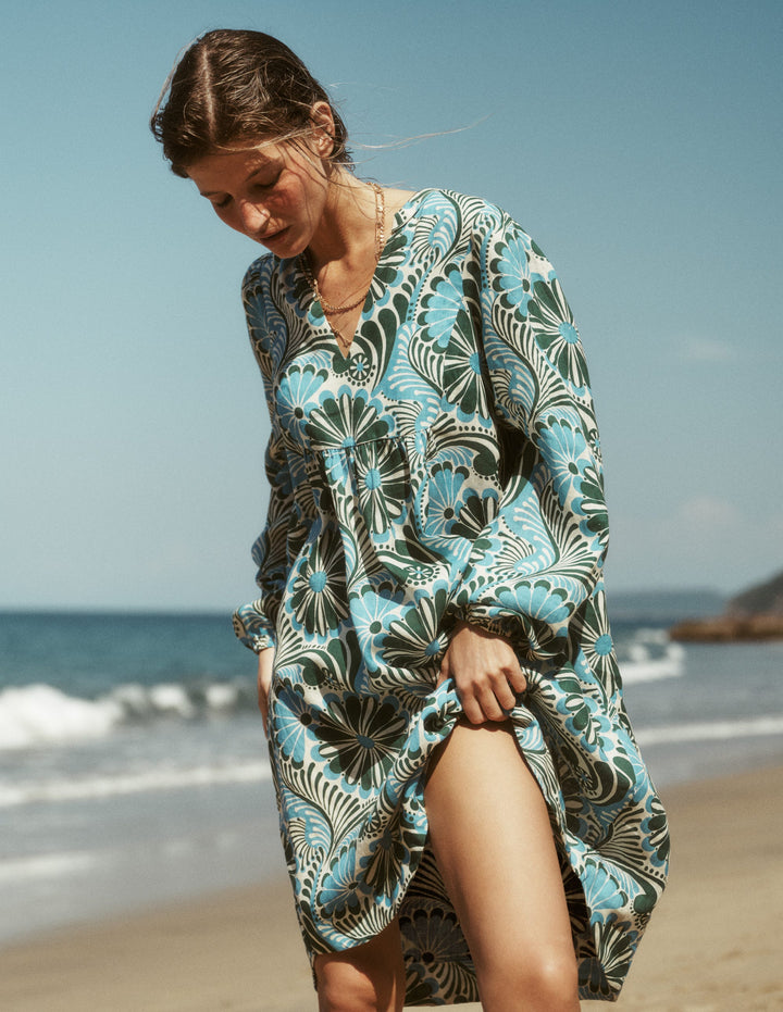 Pia Leinenkleid mit Passe und Quasten-Blau Euphorischer Garten