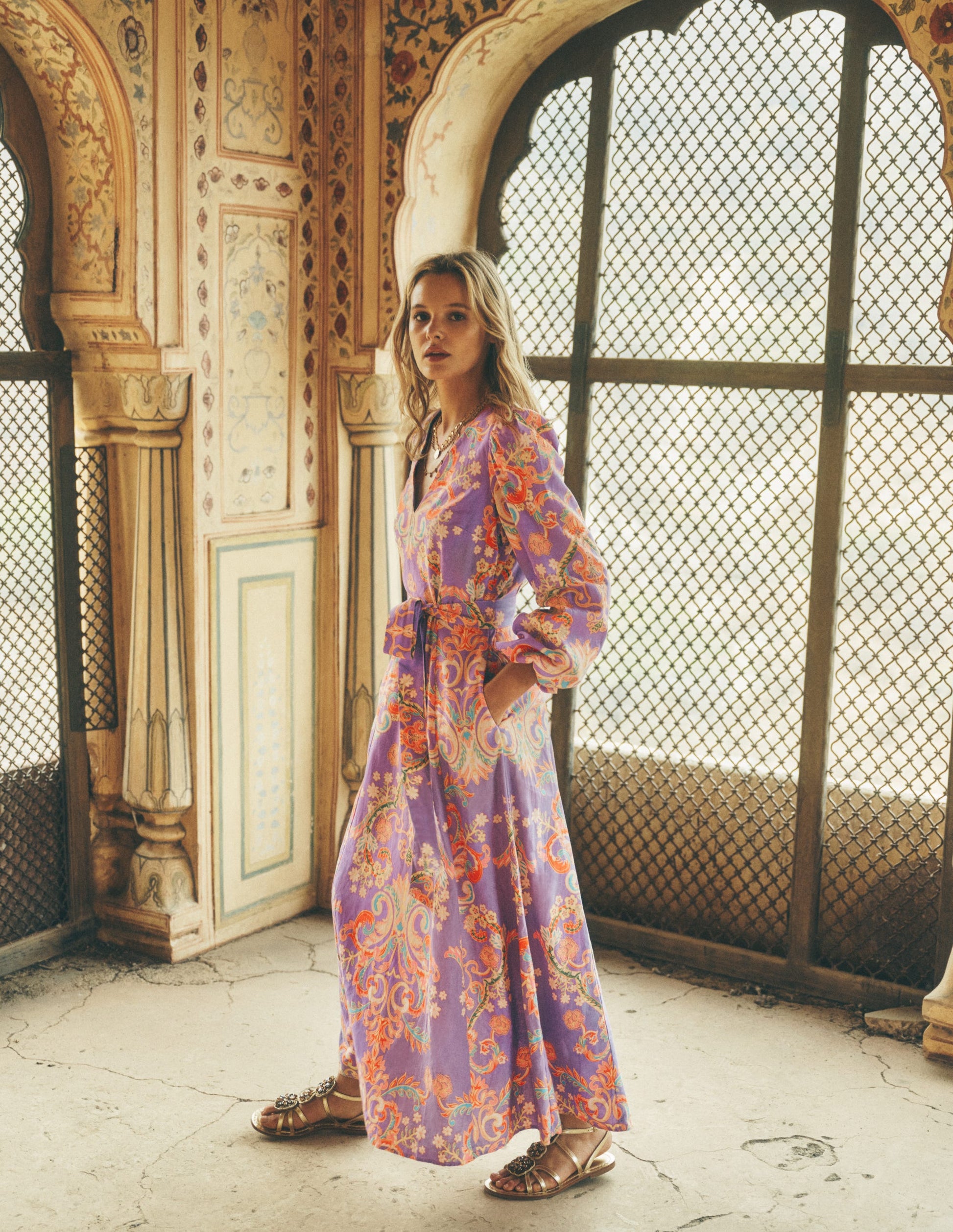 Florence Kleid aus Leinenmischgewebe-Bunt Bezaubernder Blumenstrauß-1