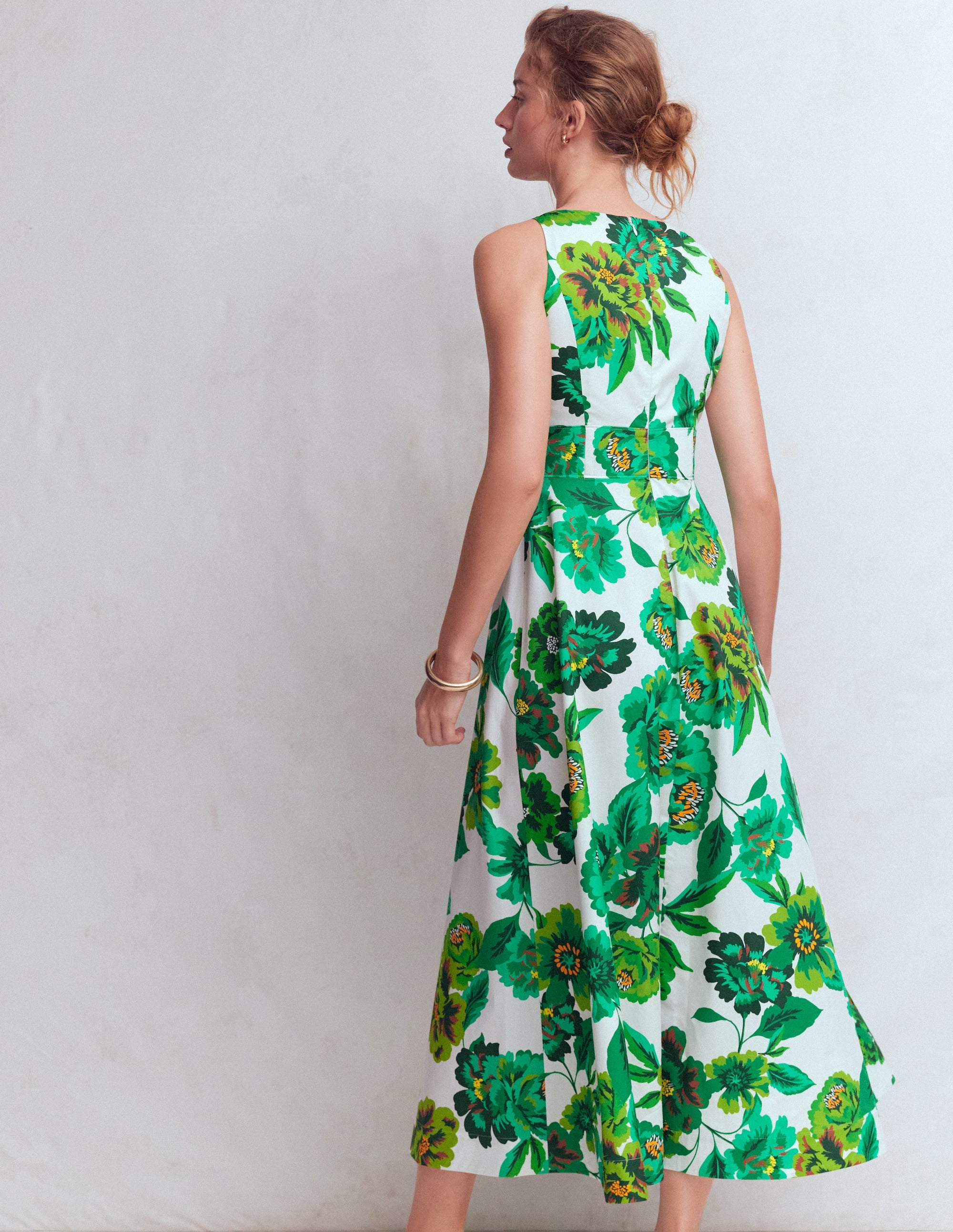 Silvia Maxikleid mit Korsettstäbchen am Oberteil-Grün Opulente Blüten - Image 3