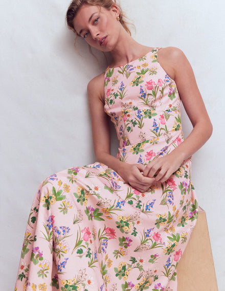 Silvia Maxikleid mit Korsettstäbchen am Oberteil-Französisches Rosa, Zarte Blüten