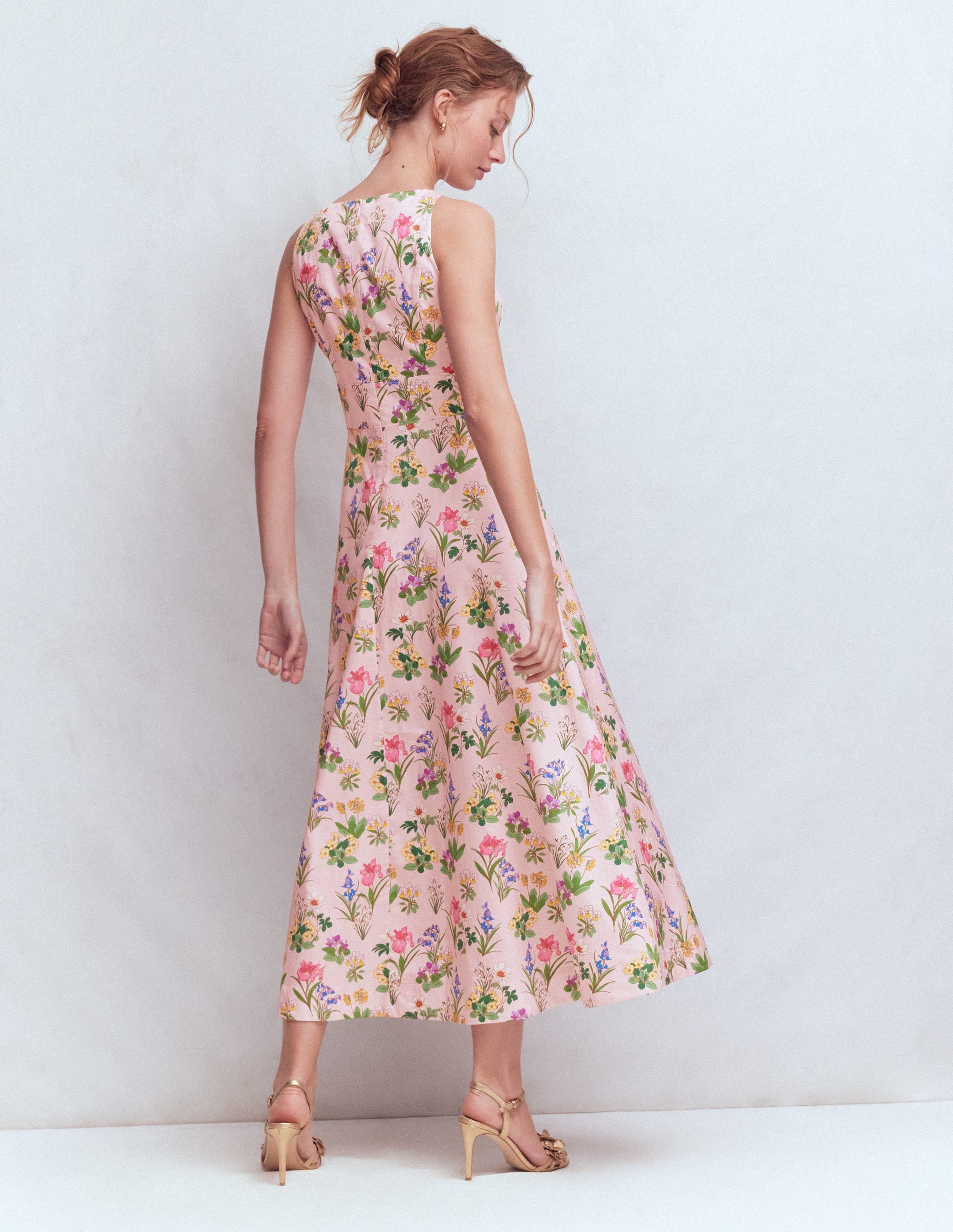 Robe longue Silvia avec corsage à baleines-Rose français, motif Delicate Blossom - Image 3