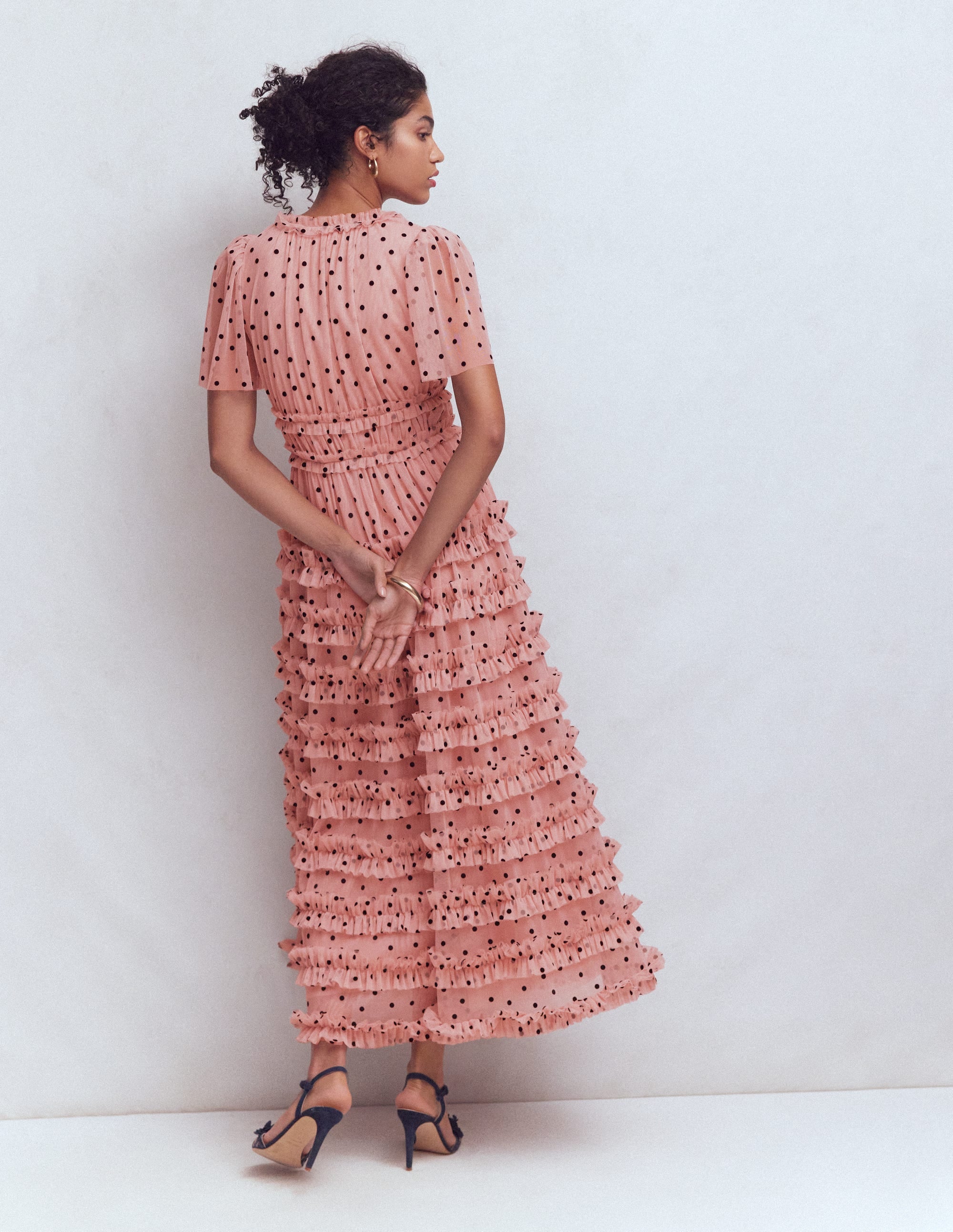Robe col V volantée en tulle-Ivoire, pois noirs - Image 3
