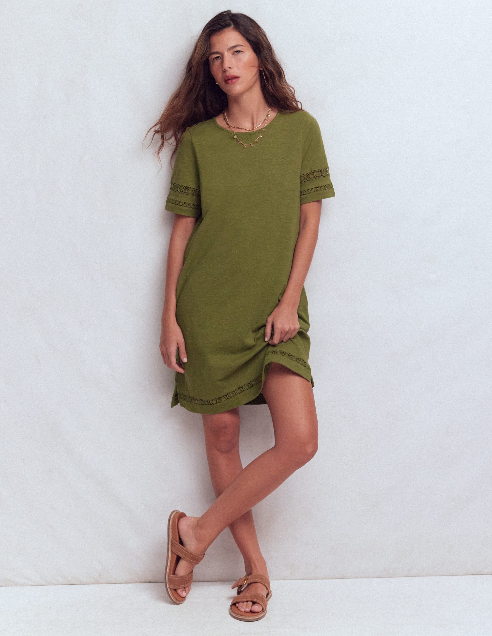 Hattie T-Shirt-Kleid aus Jersey-Olive - Image 4