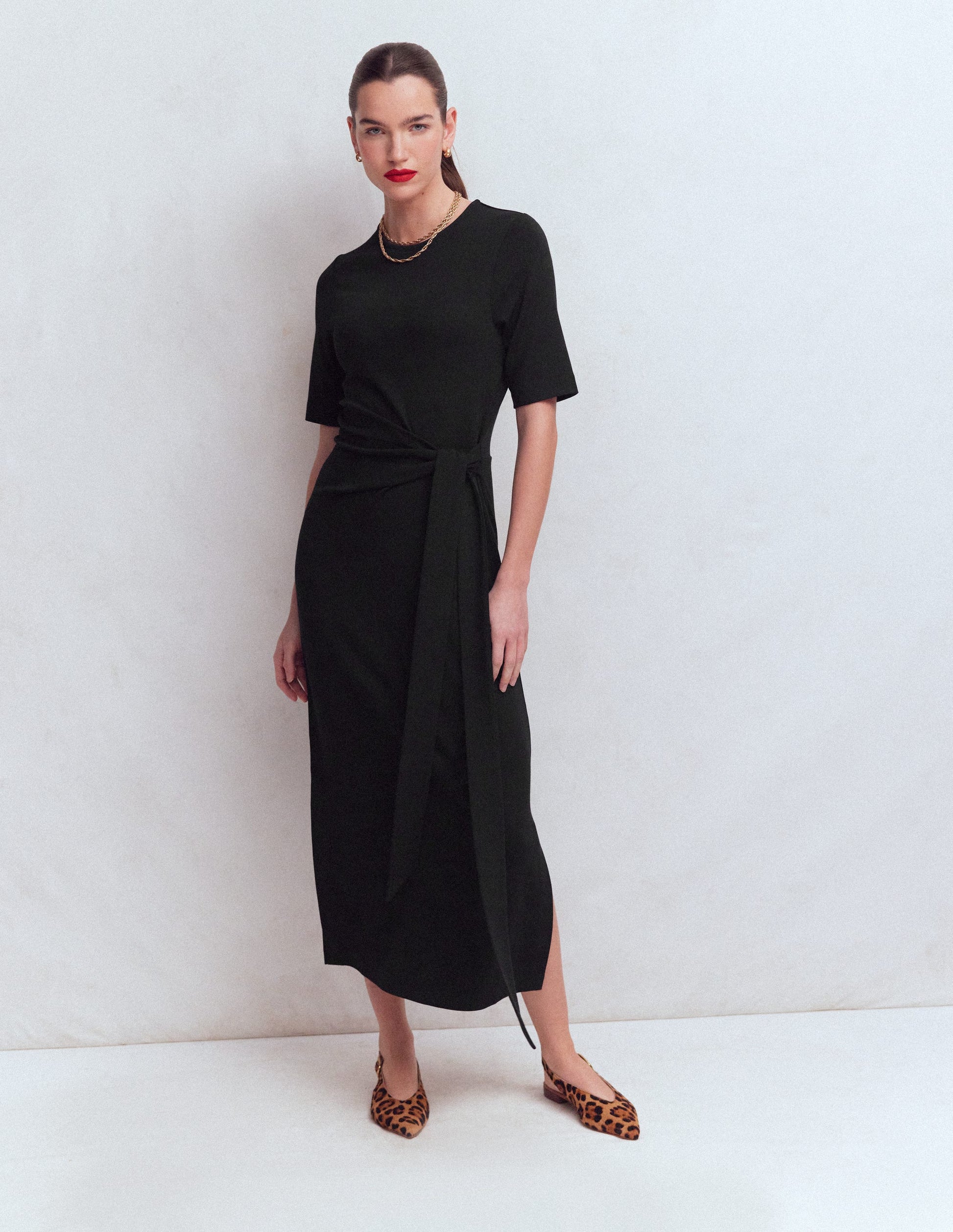 Zinnia Ponte-Midikleid zum Binden-Schwarz-4