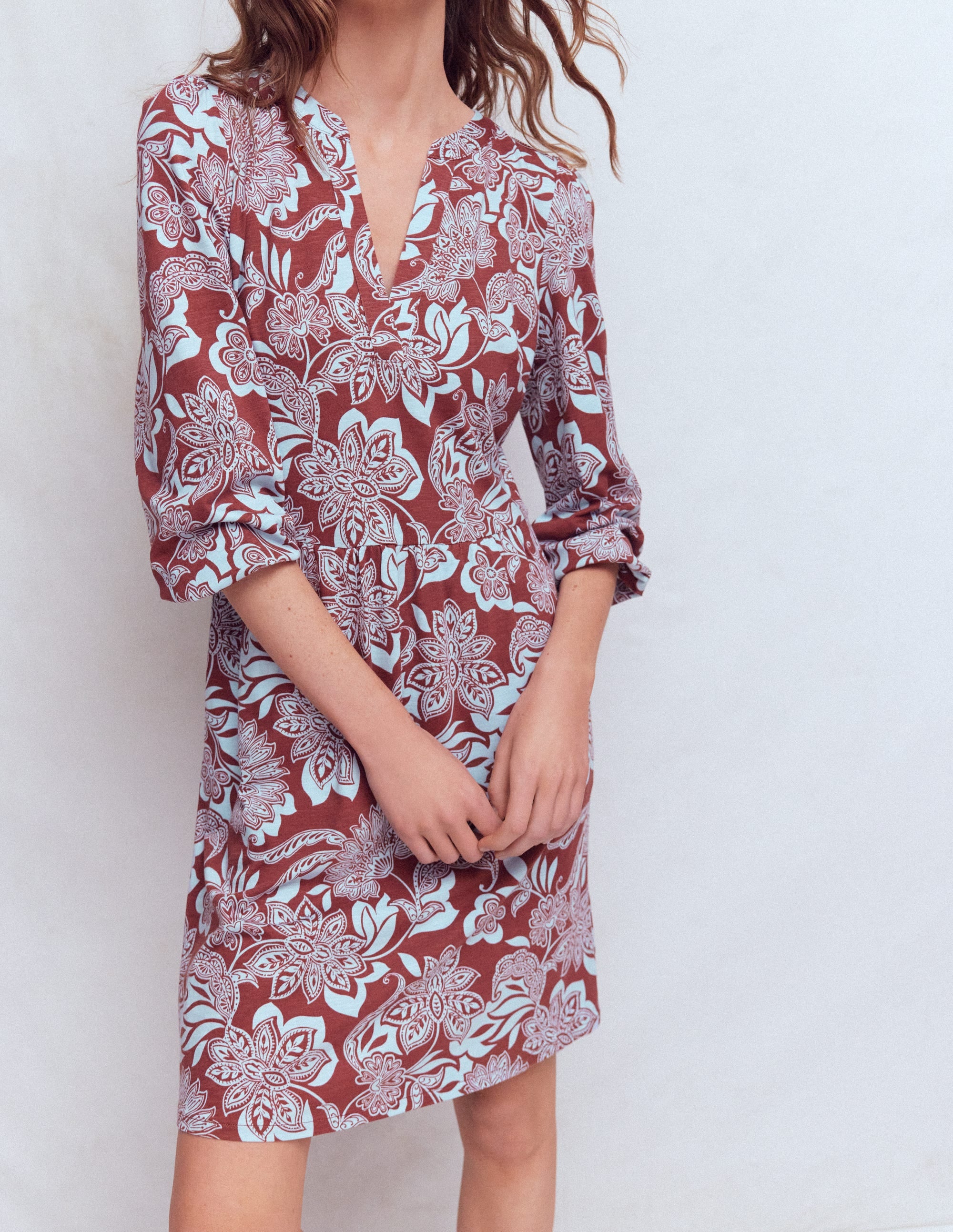 Robe Cathy à col cranté en jersey-Marron grillé, motif Elegant Blossom - Image 5