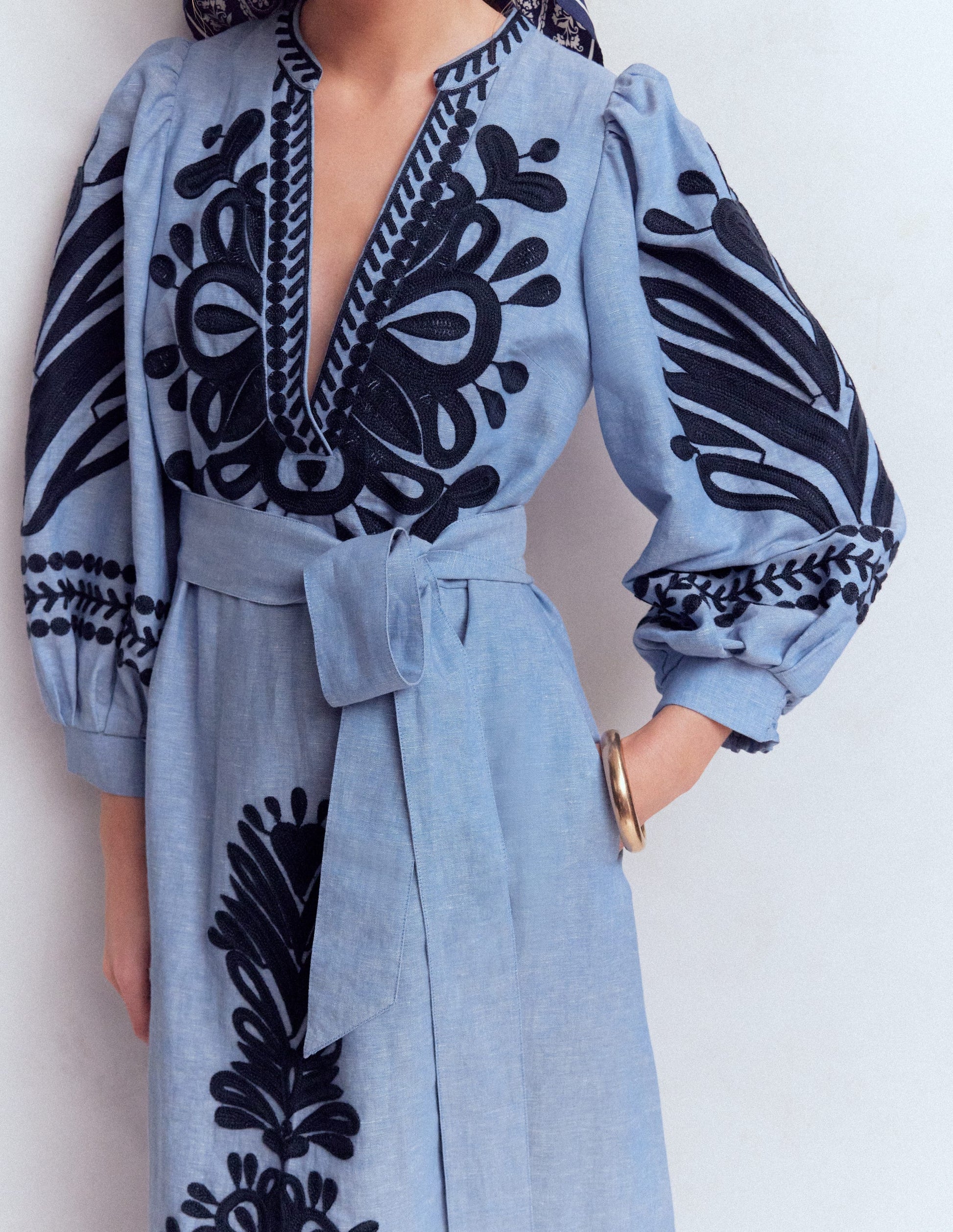 Octavia Leinenkleid-Stickerei Chambray-7