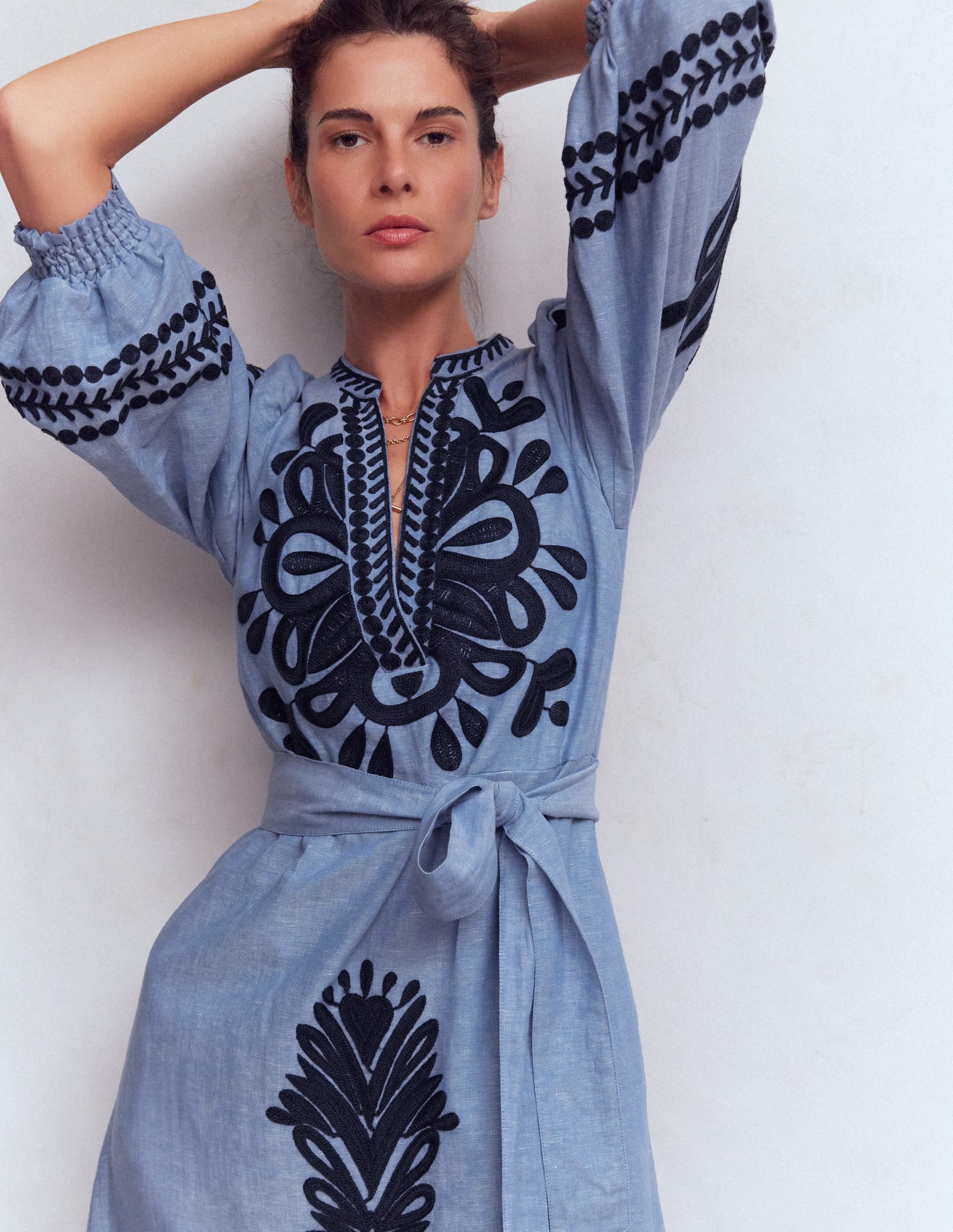 Robe Octavia en lin mélangé-Chambray brodé - Image 5