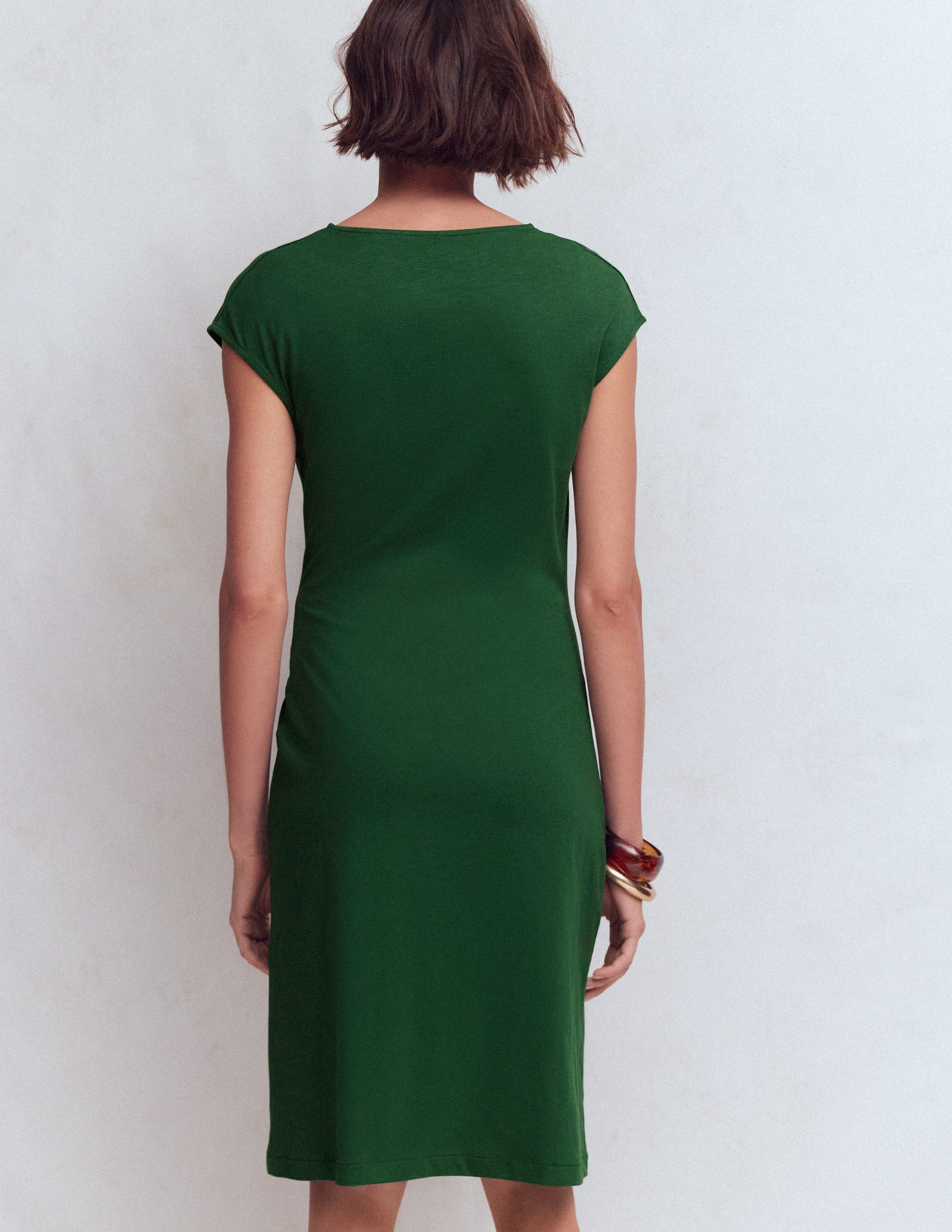 Delilah Kurzes Kleid mit Twistdetail-Jagdgrün-3