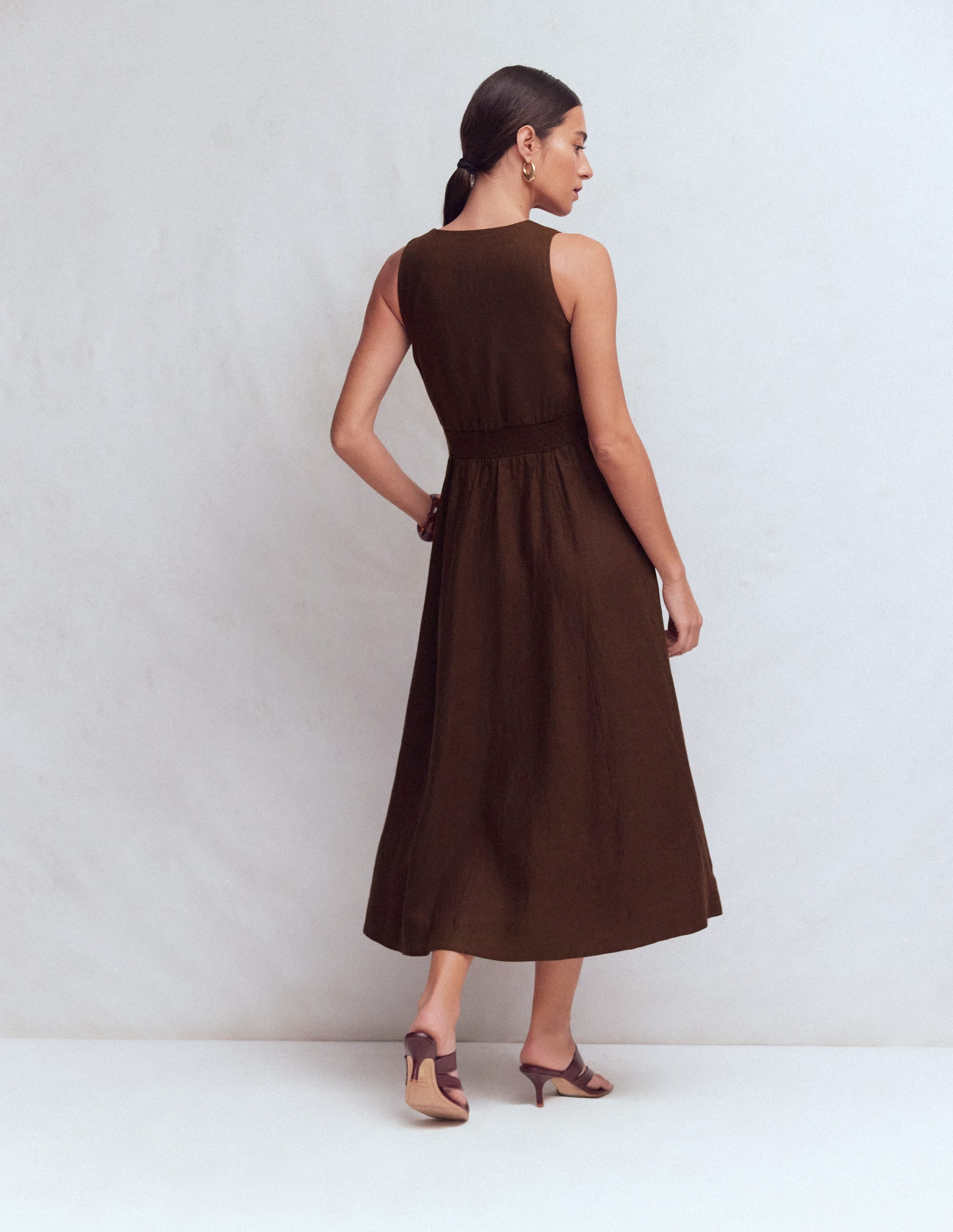 Robe Catherine boutonnée en lin-Chocolat amer - Image 3