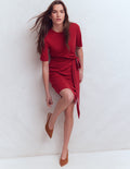 Zinnia Kurzes Jerseykleid zum Binden-Sattes Kastanienbraun