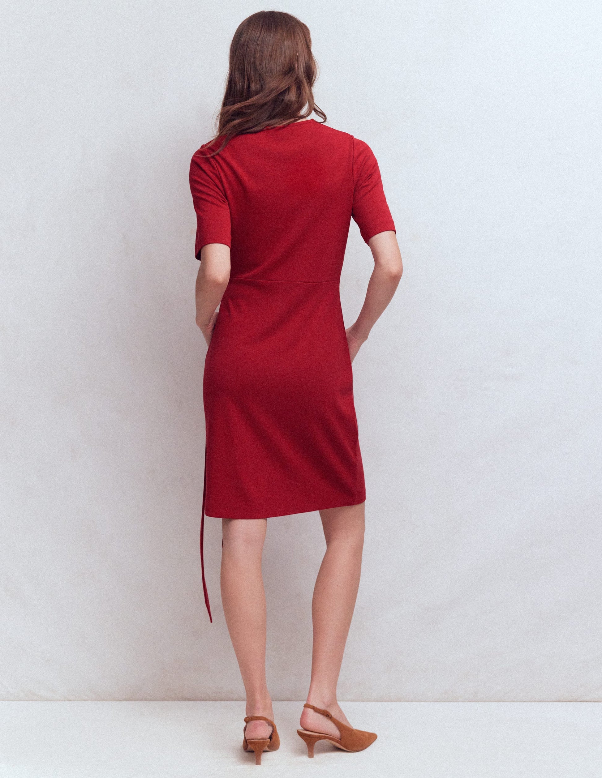 Zinnia Kurzes Jerseykleid zum Binden-Sattes Kastanienbraun-3