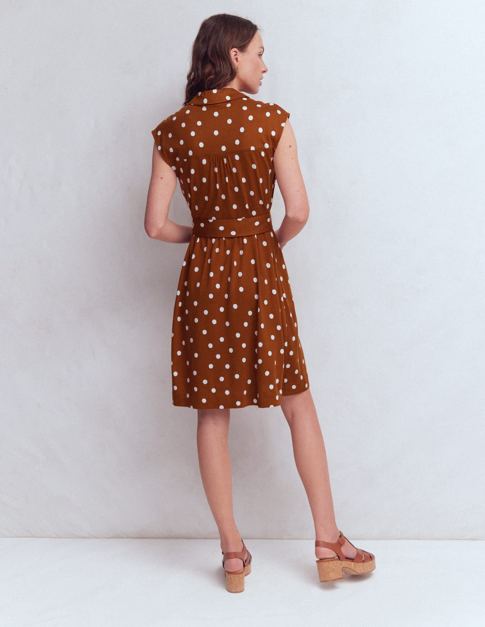 Robe-chemise courte Honor en jersey-Cognac, pois peints espacés - Image 3