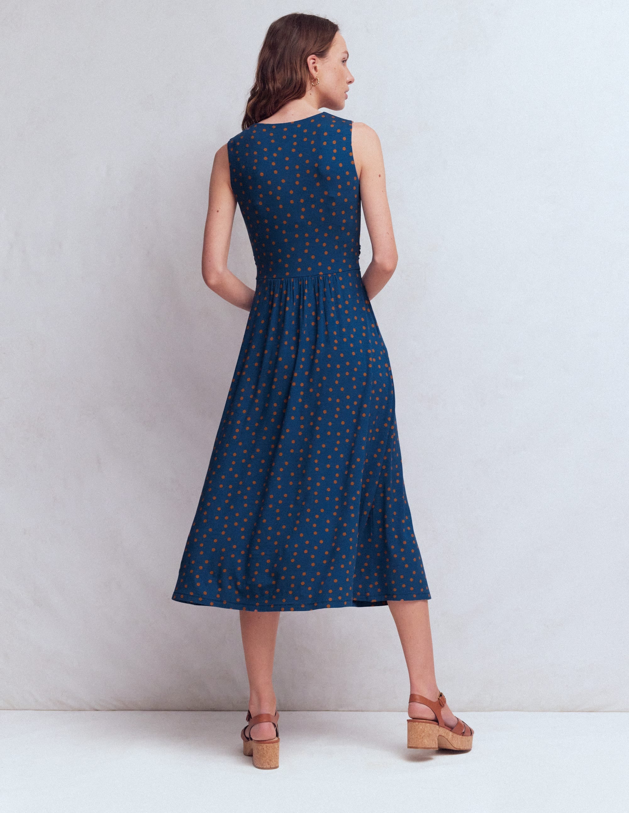 Zara Jerseykleid mit überkreuzter Taille-Turmalinblau, Gemalte Tupfen - Image 3