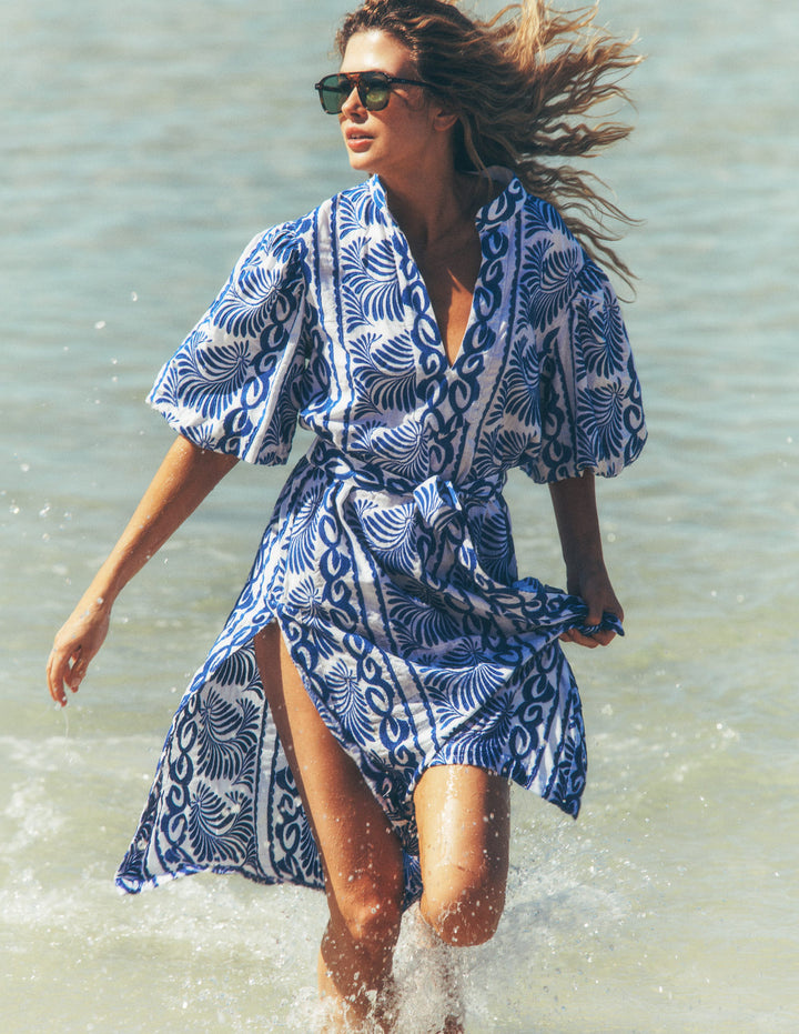 Octavia Baumwollkleid-Blau Naturweiß Stickerei