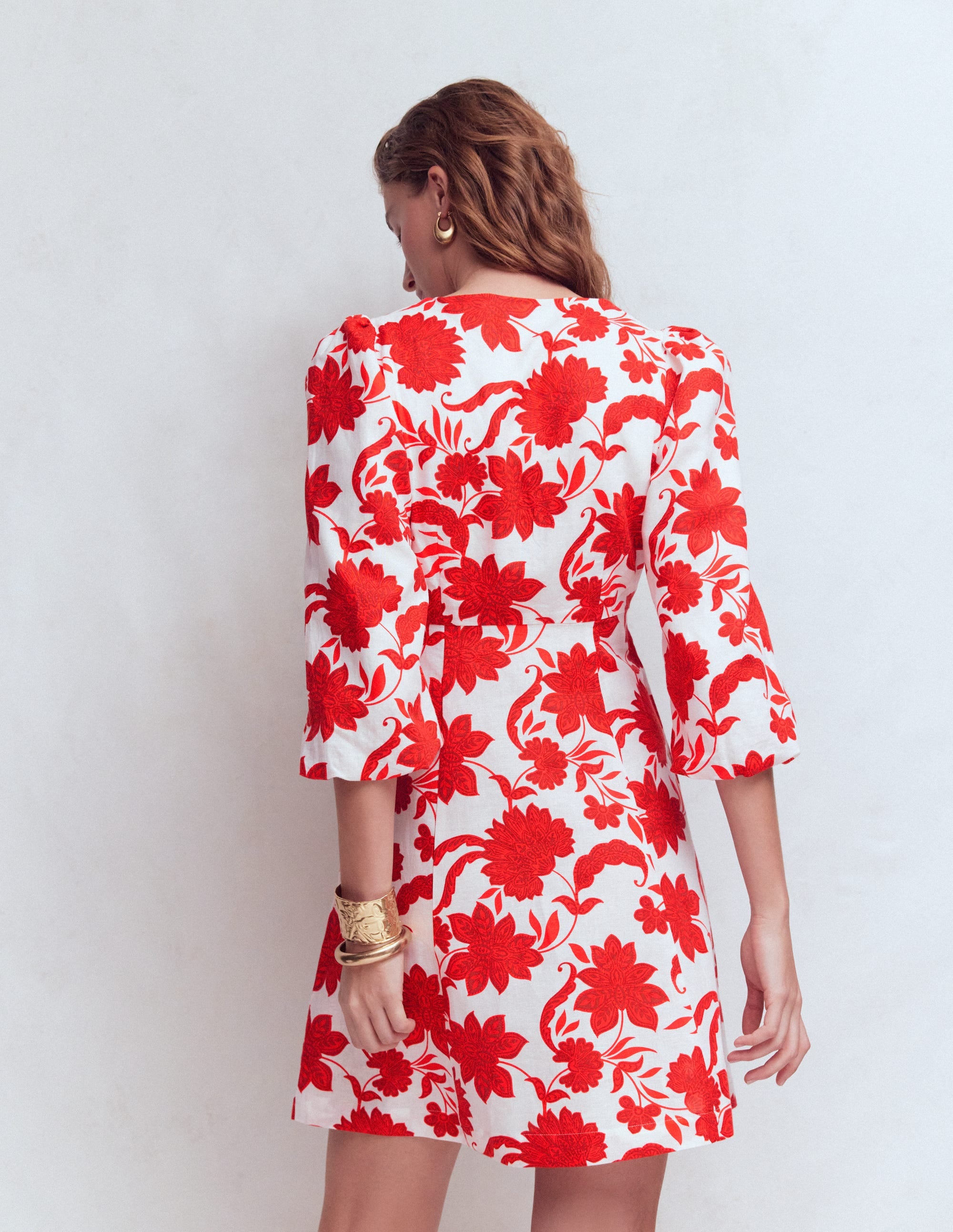 Robe courte Marla en lin mélangé-Motif Elegant Blossom rouge - Image 3