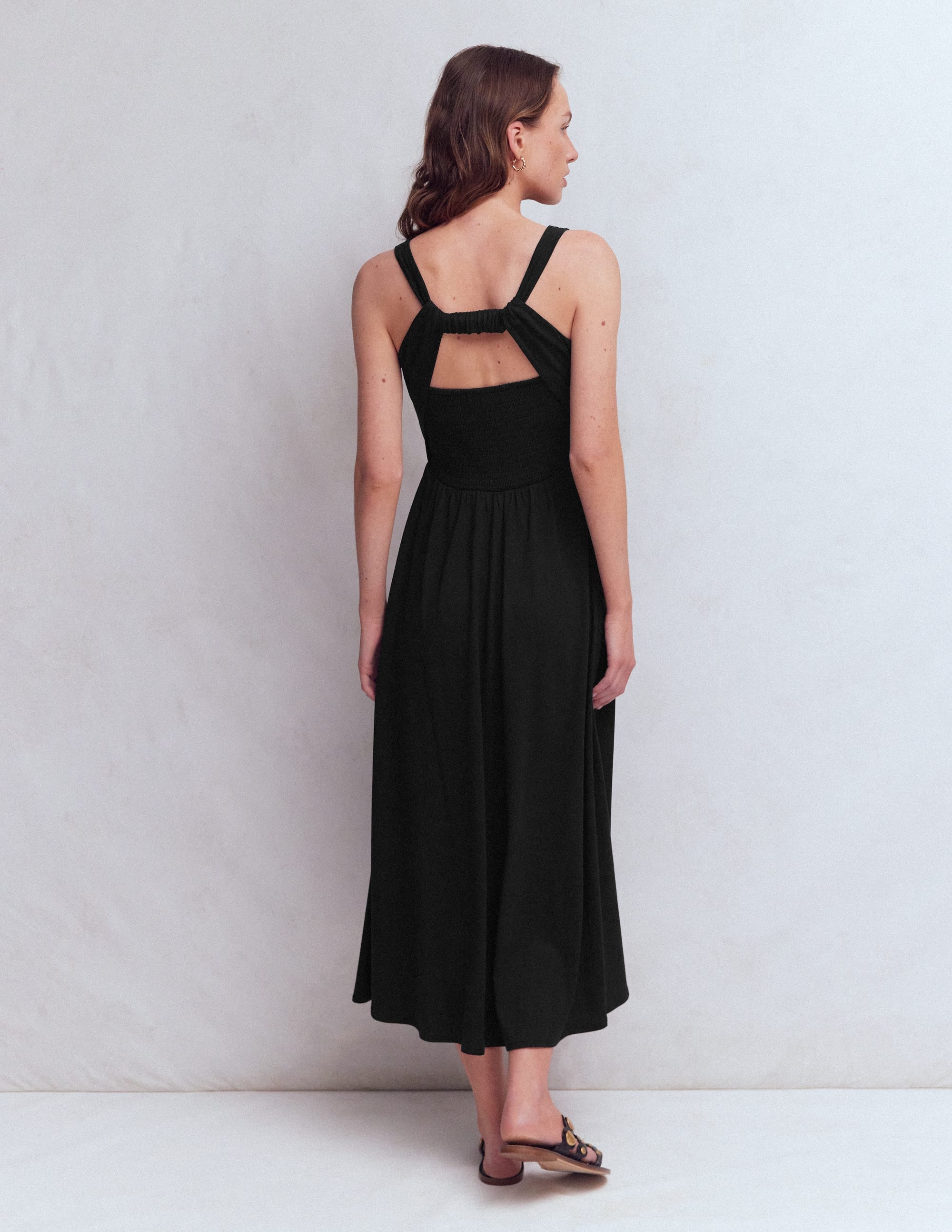 Saoirse Kleid mit gesmokter Rückenpartie-Schwarz - Image 3