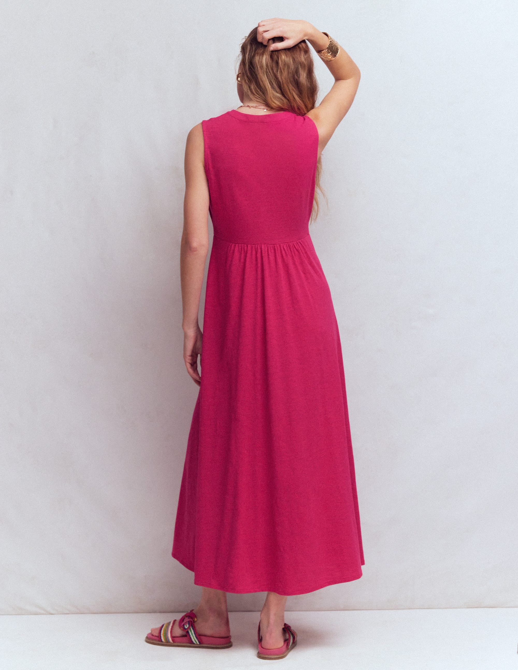 Jersey-Maxikleid mit gekerbtem Ausschnitt-Granita - Image 3
