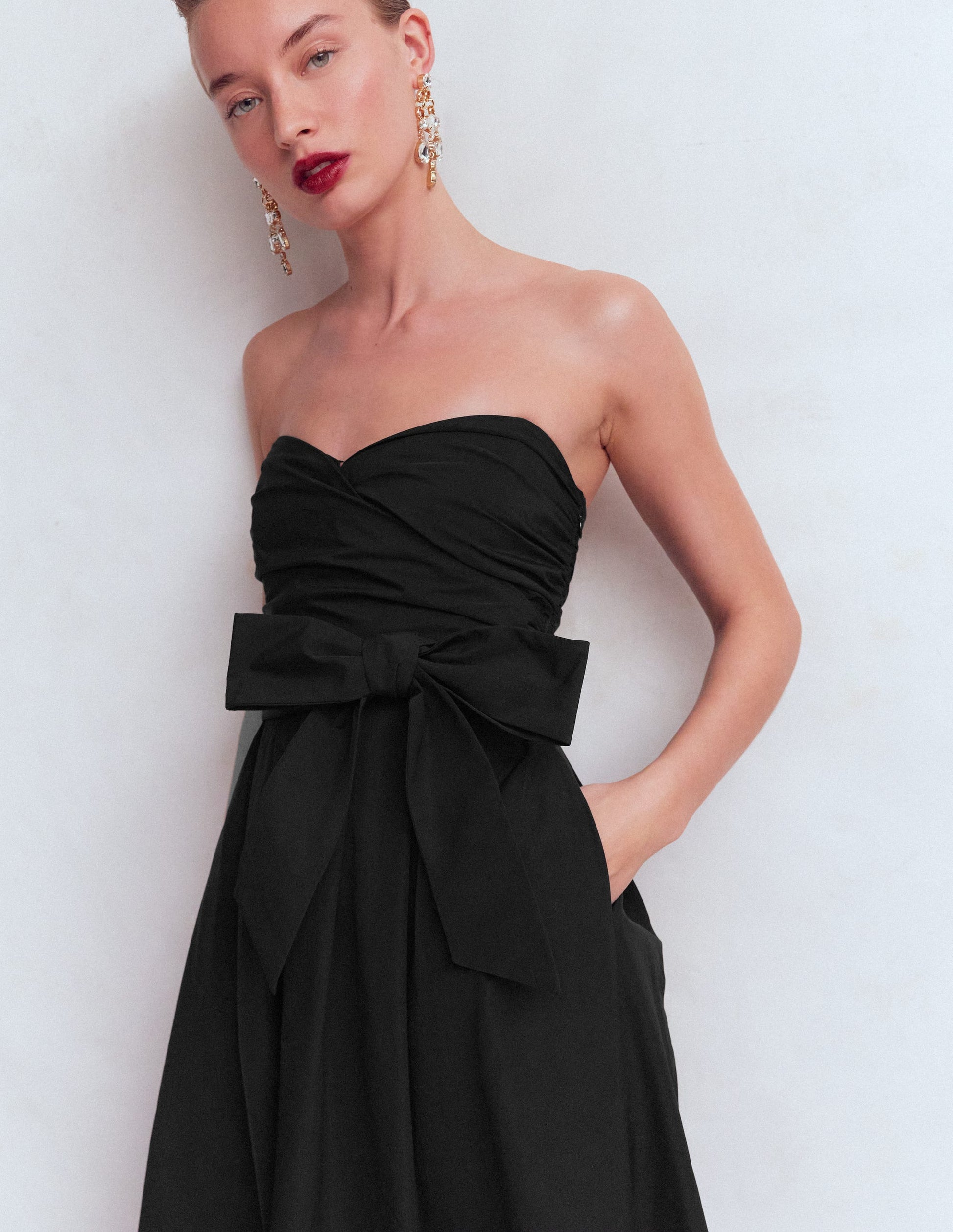 Trägerloses Taftkleid-Schwarz-2
