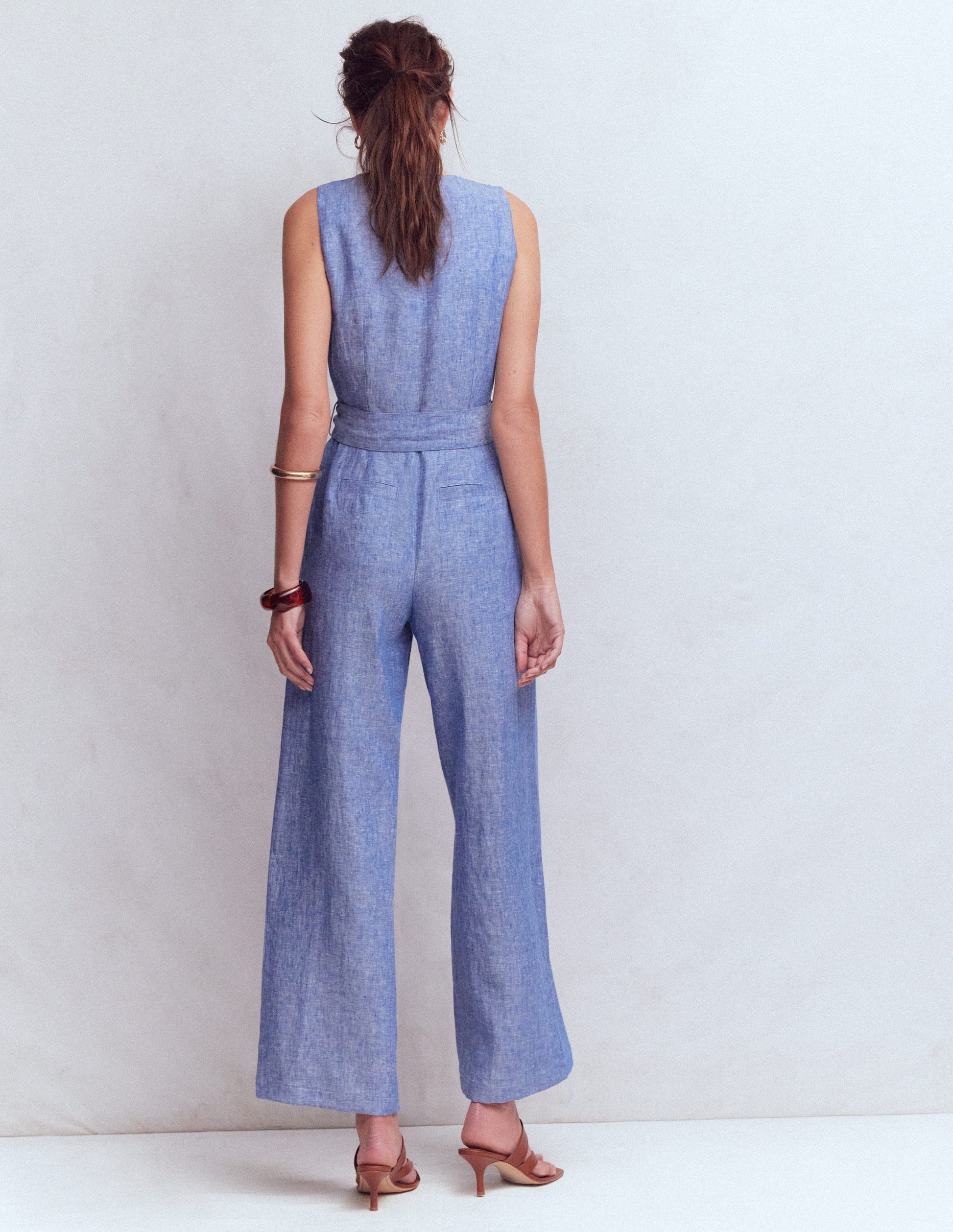 Combinaison Laura à col V en lin-Chambray bleu authentique-3