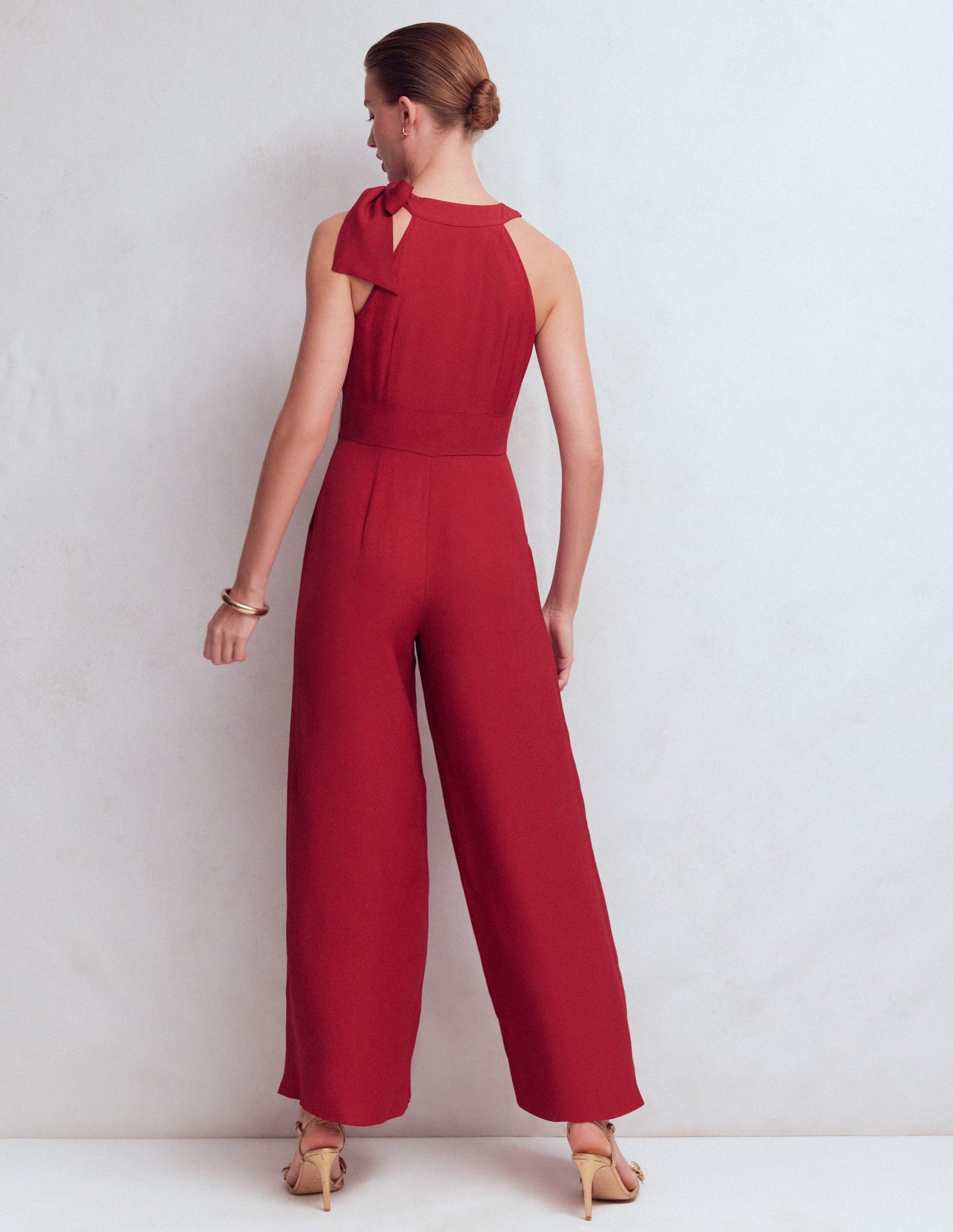 Neckholder-Jumpsuit zum Binden-Birnenrot-3