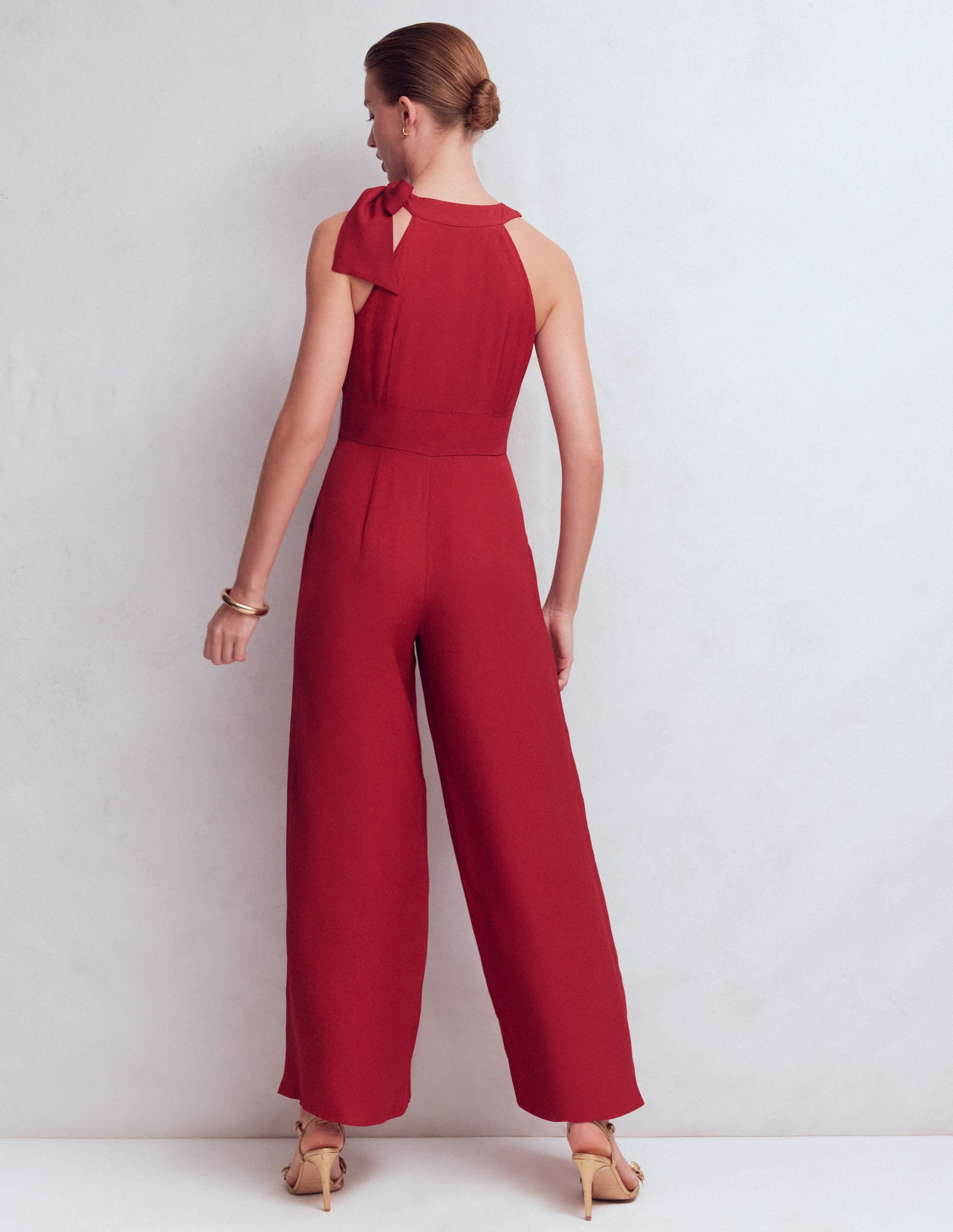 Neckholder-Jumpsuit zum Binden-Sattes Kastanienbraun - Image 3
