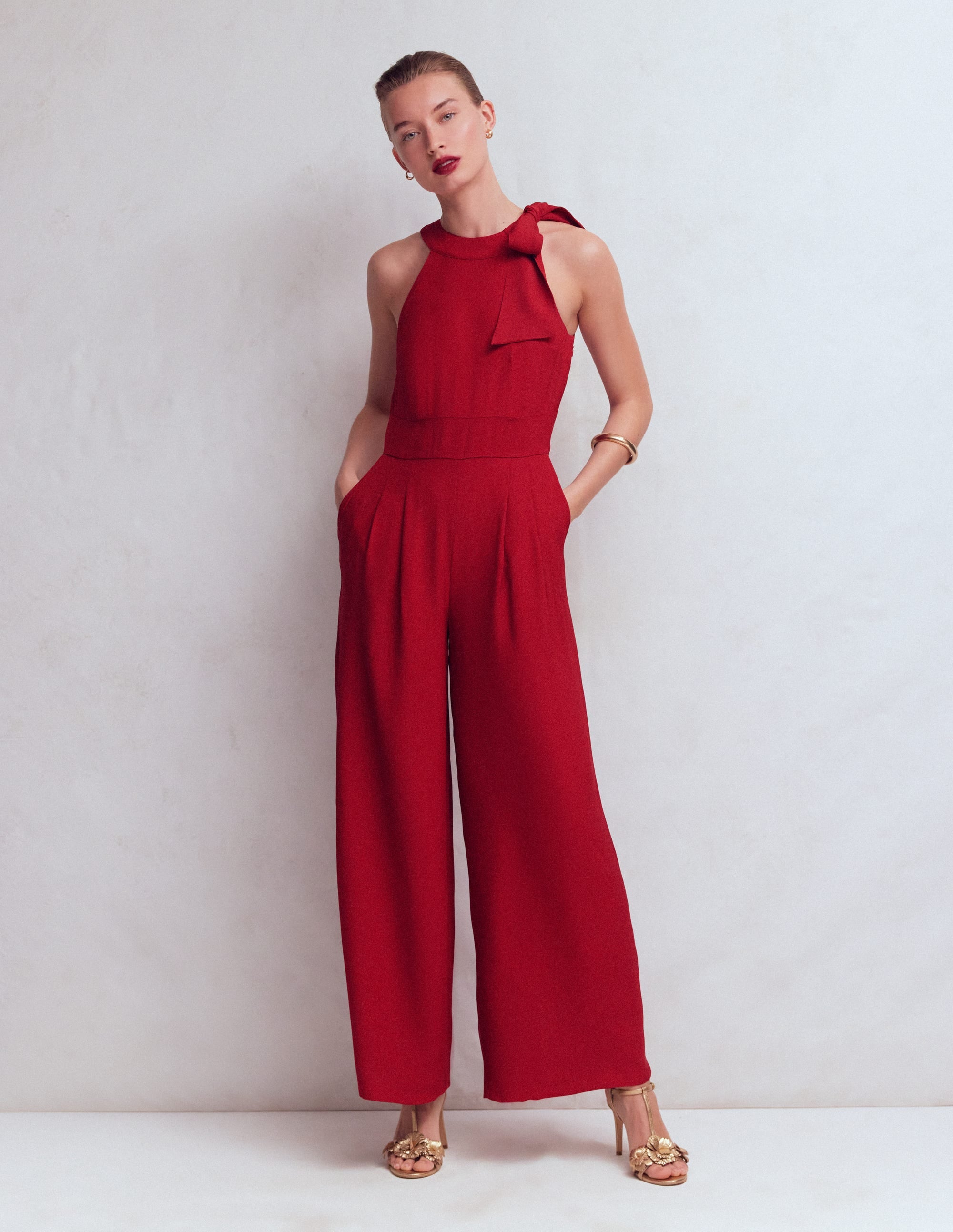 Neckholder-Jumpsuit zum Binden-Sattes Kastanienbraun - Image 4