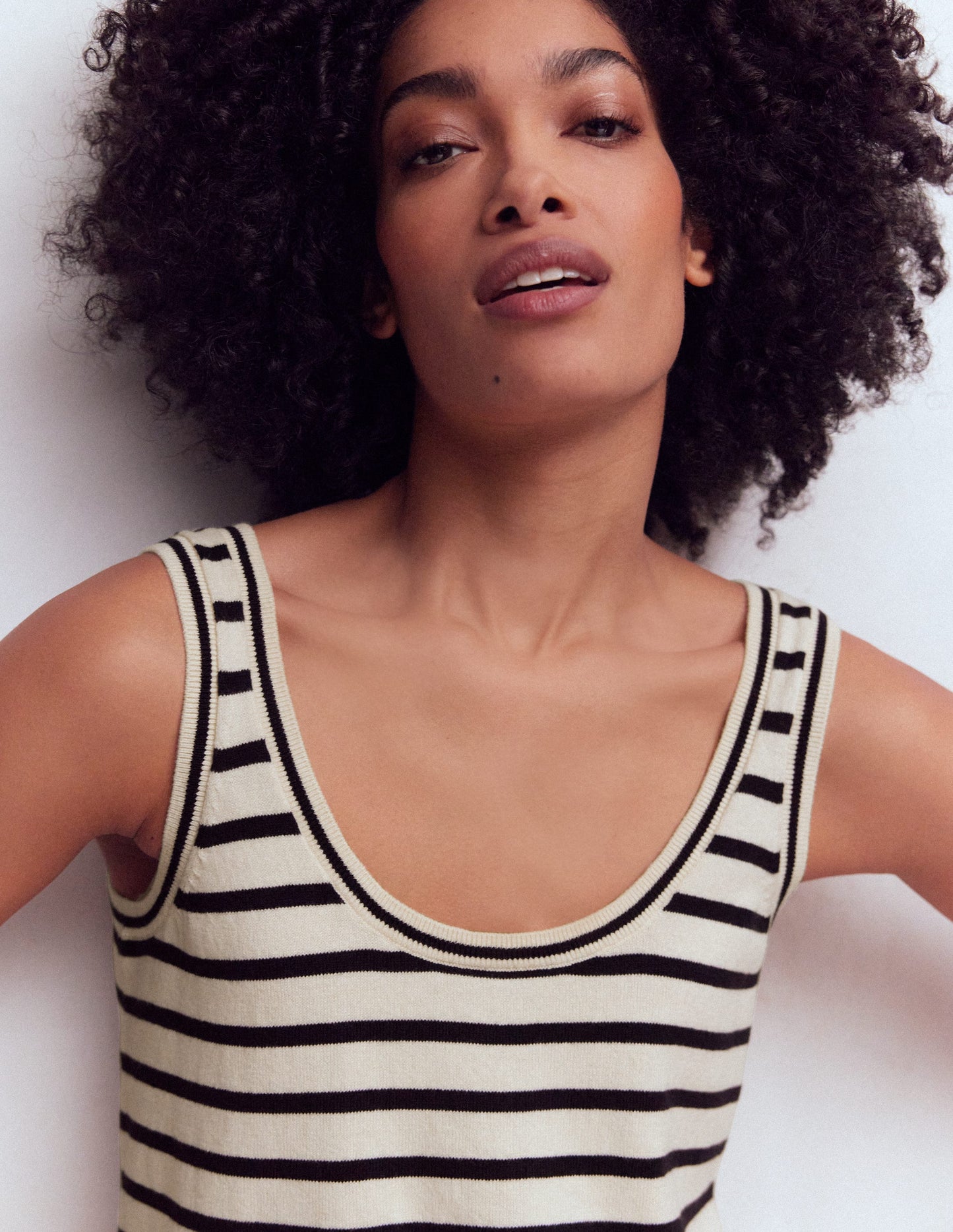 Liz Stricktop-Naturweiß, Marineblau